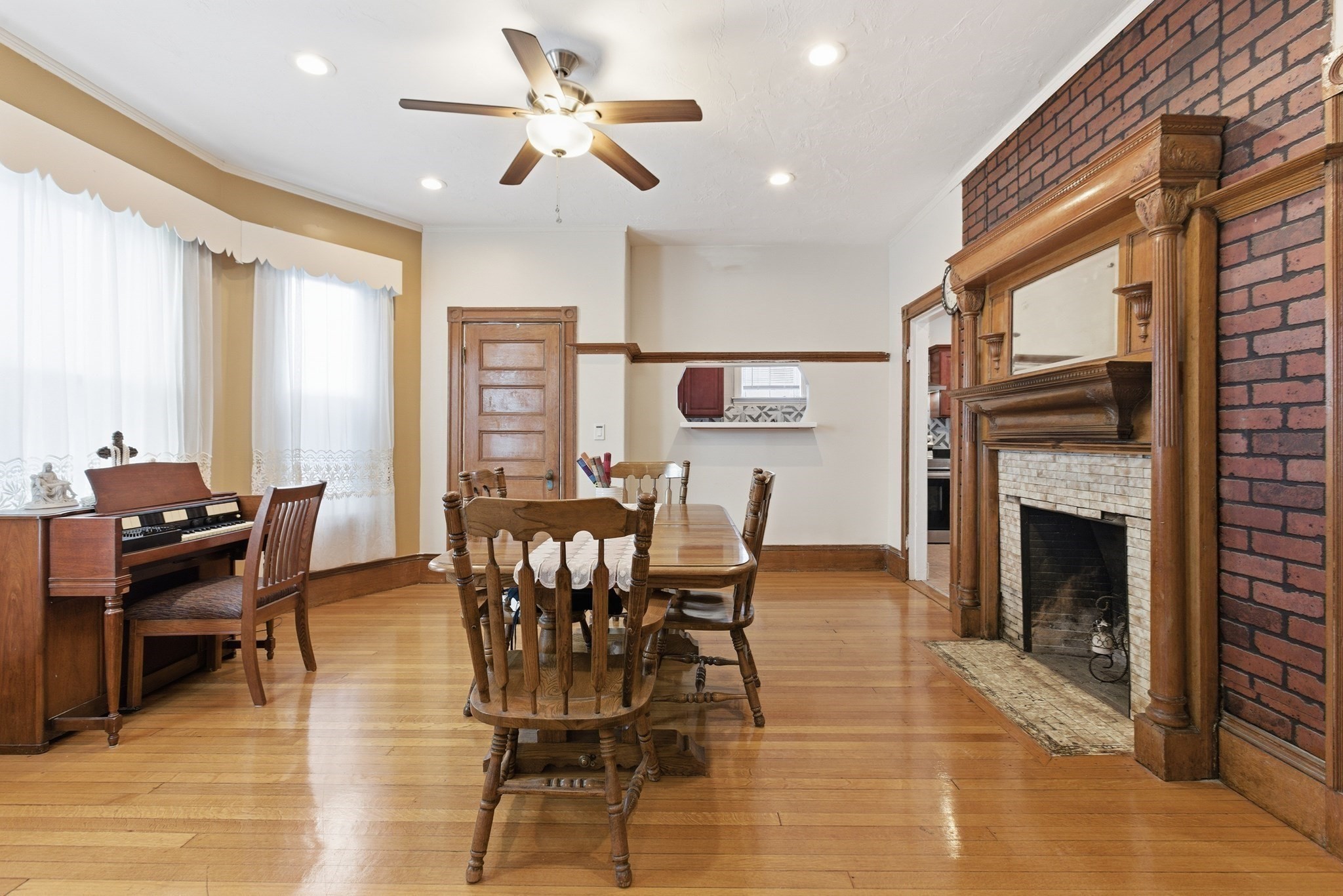 35 Algonquin St, Dorchester, Boston, MA 02124 - Image 12