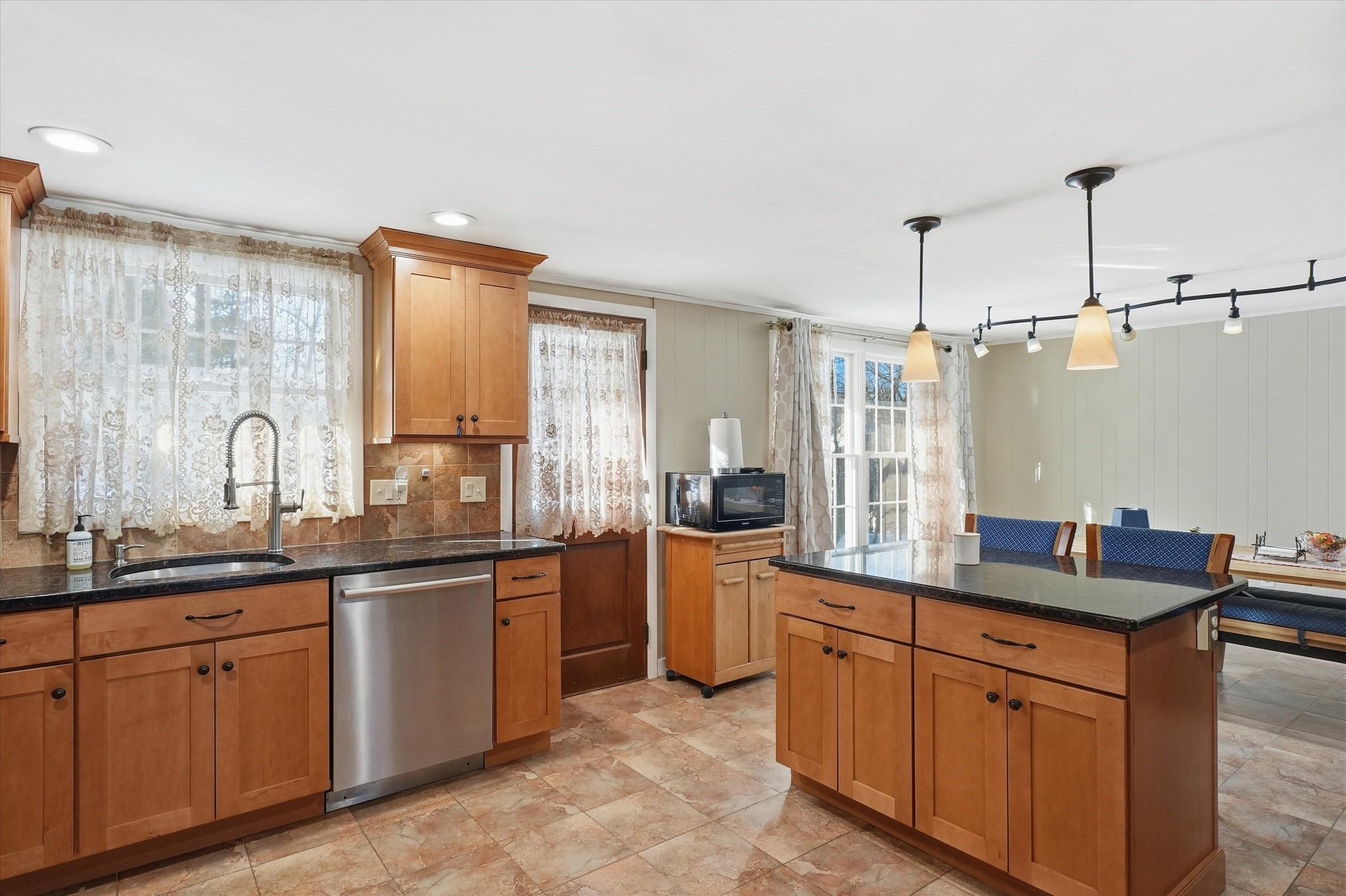 156 Central St, North Reading, MA 01864 - Image 22