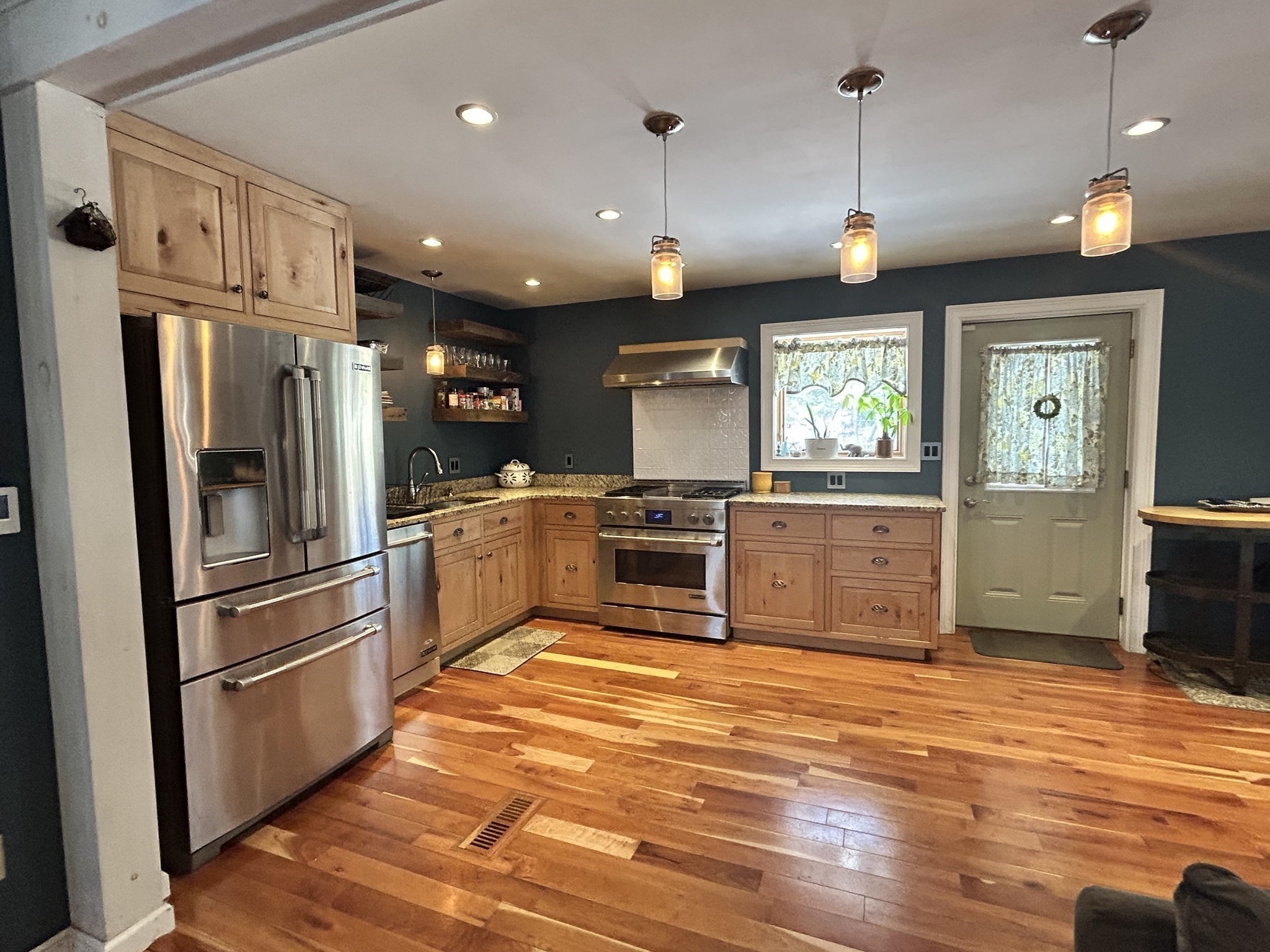 552 Dwight Rd, Springfield, MA 01108 - Image 11