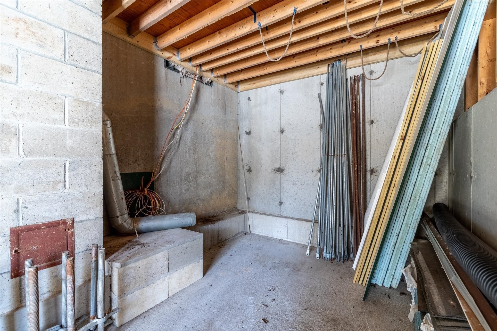 100 Asnebumskit Rd, Paxton, MA 01612 - Image 35