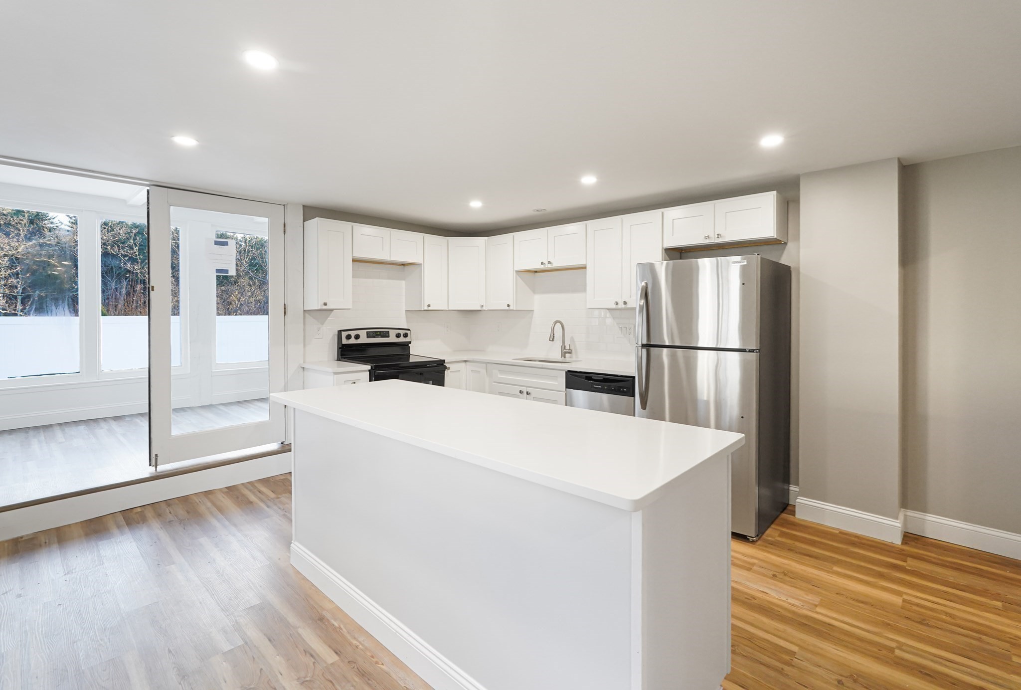 98 Southville Unit 2, Southborough, MA 01772