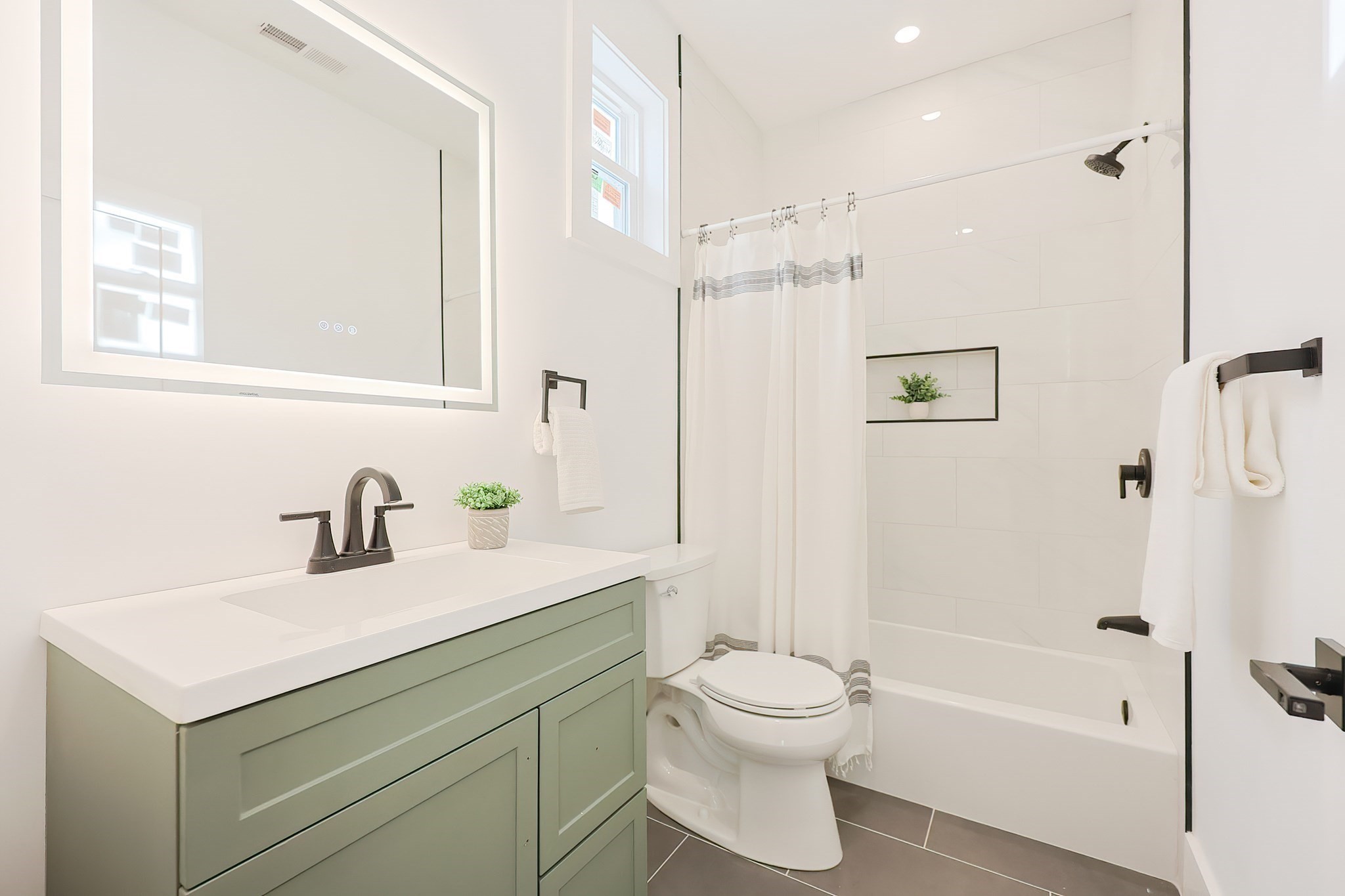 3 Arlington St, Amesbury, MA 01913 - Image 24