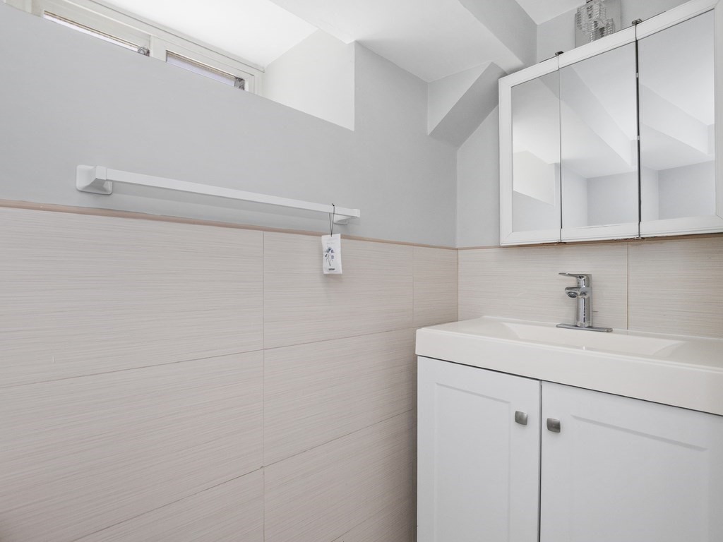 48 Albert Street, Waltham, MA 02453 - Image 30