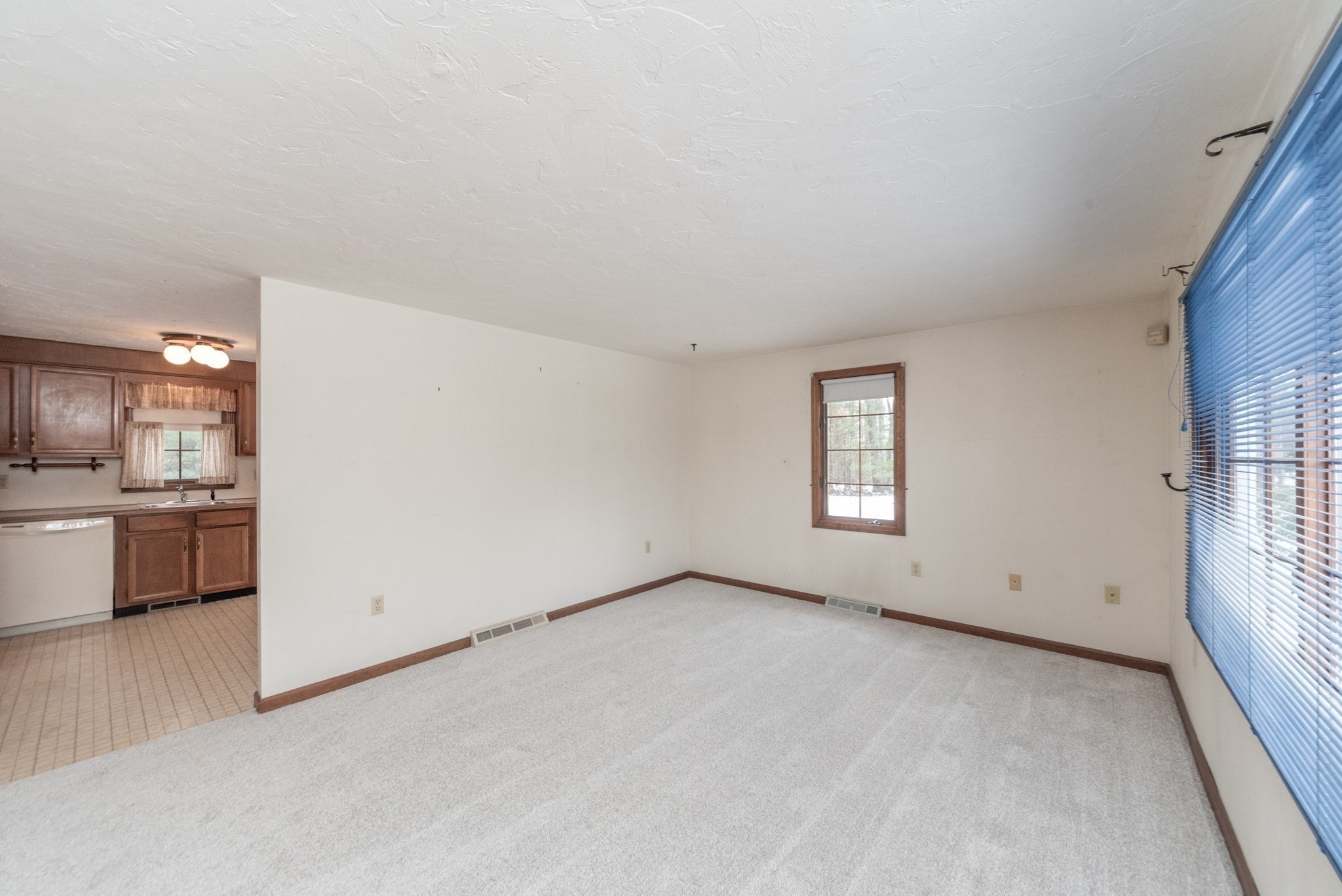 201 Cardinal Lane Unit 201, Tyngsborough, MA 01879 - Image 11