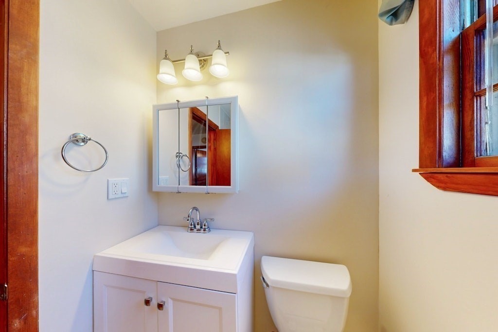 61 Fawndale Rd, Roslindale, Boston, MA 02131 - Image 12