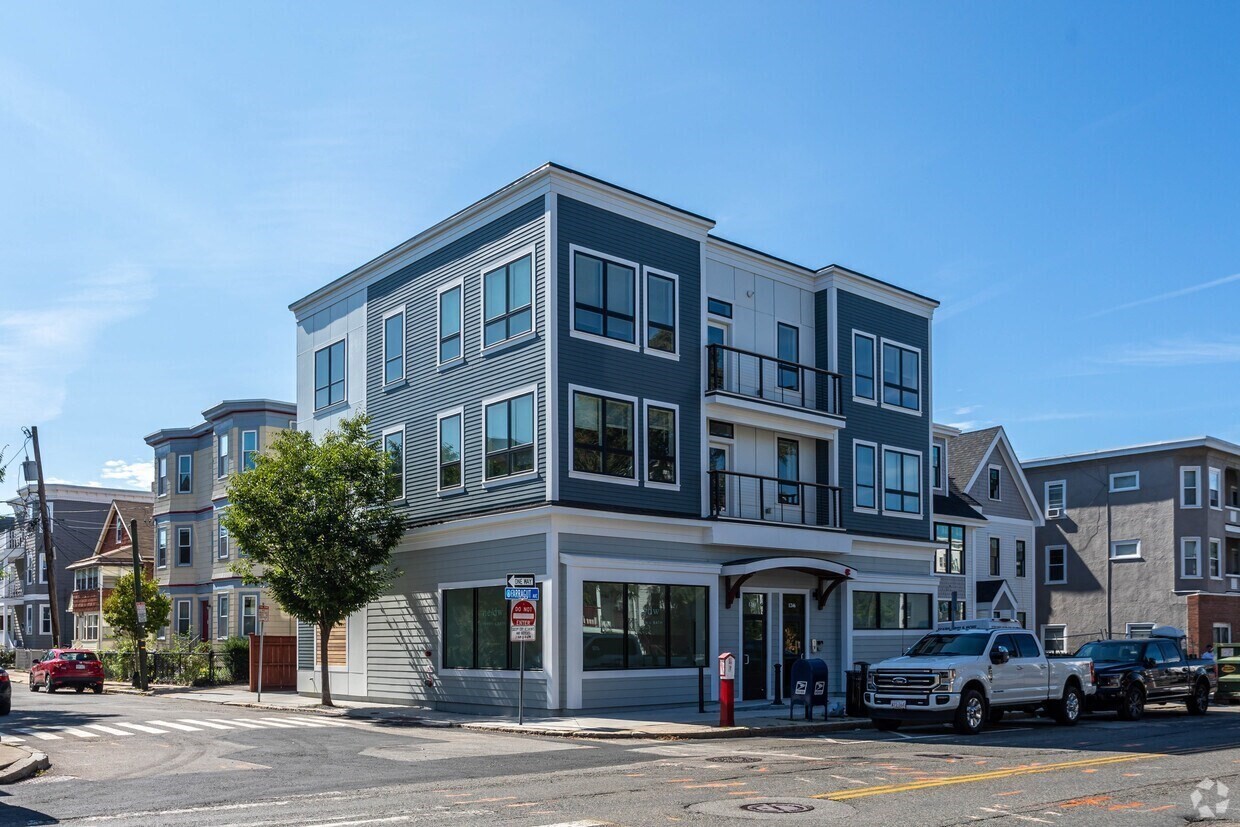 1244 Broadway, Somerville, MA 02144