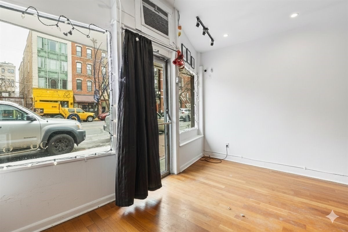 585 Columbus Ave, Symphony, Boston, MA 02118 - Image 5