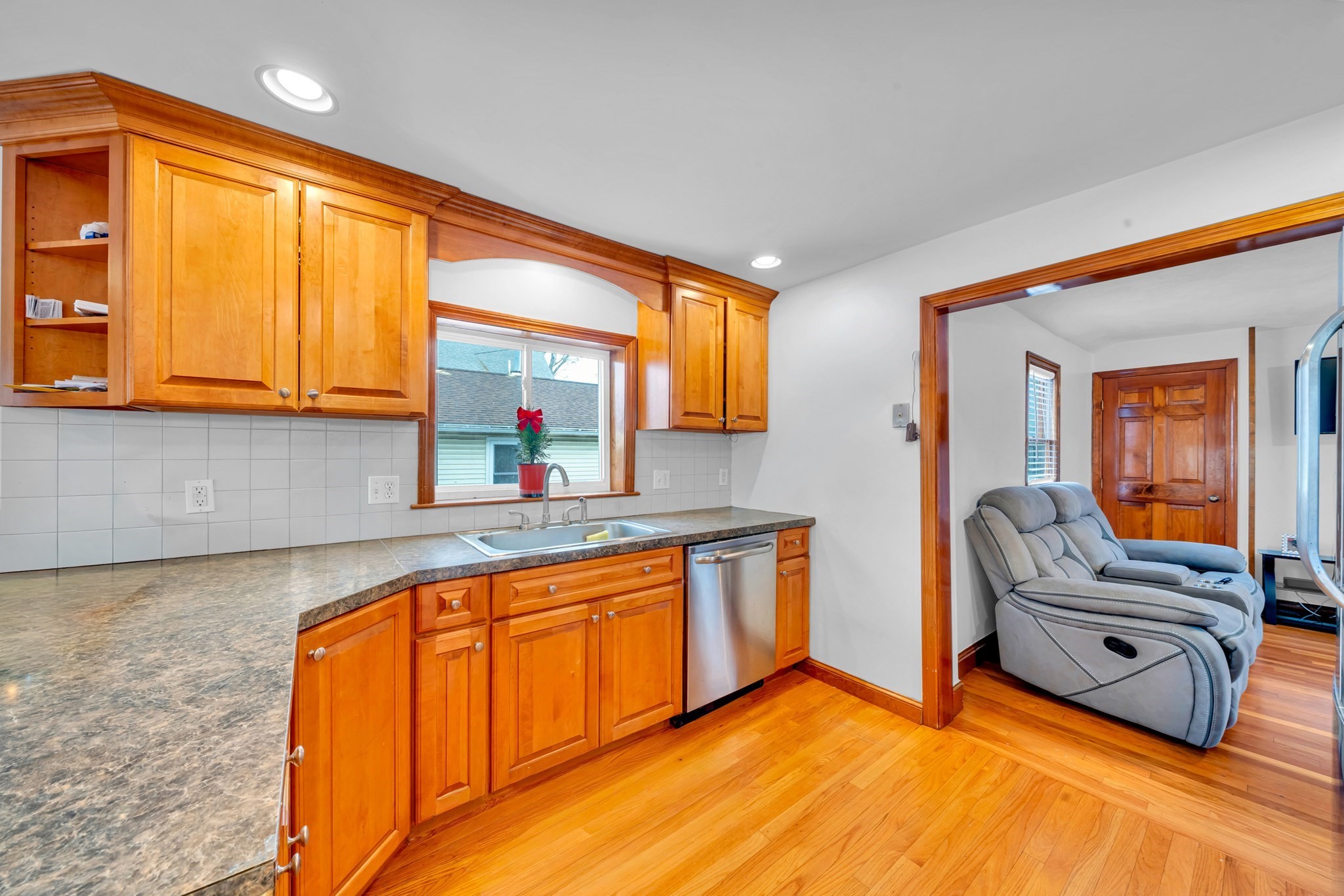 73 Waterhill St, Lynn, MA 01905 - Image 7