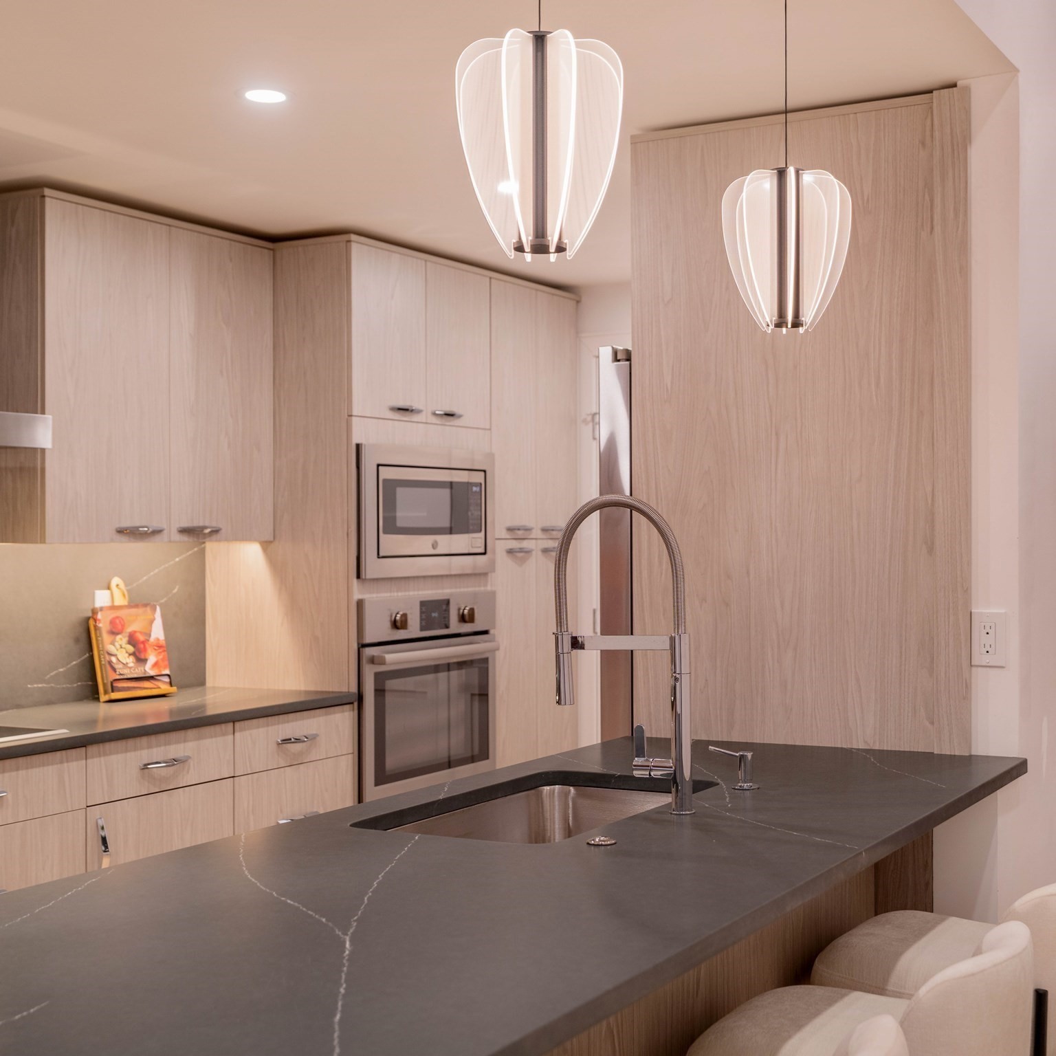 33 Sleeper Unit 409A, Seaport, Boston, MA 02210 - Image 11