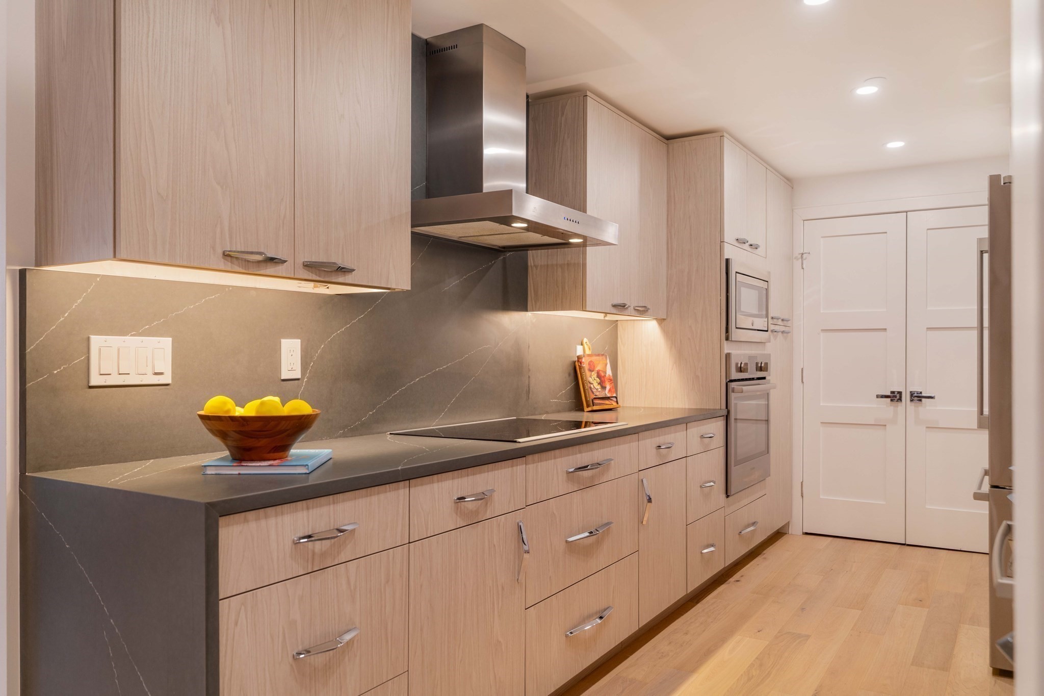 33 Sleeper Unit 409A, Seaport, Boston, MA 02210 - Image 12