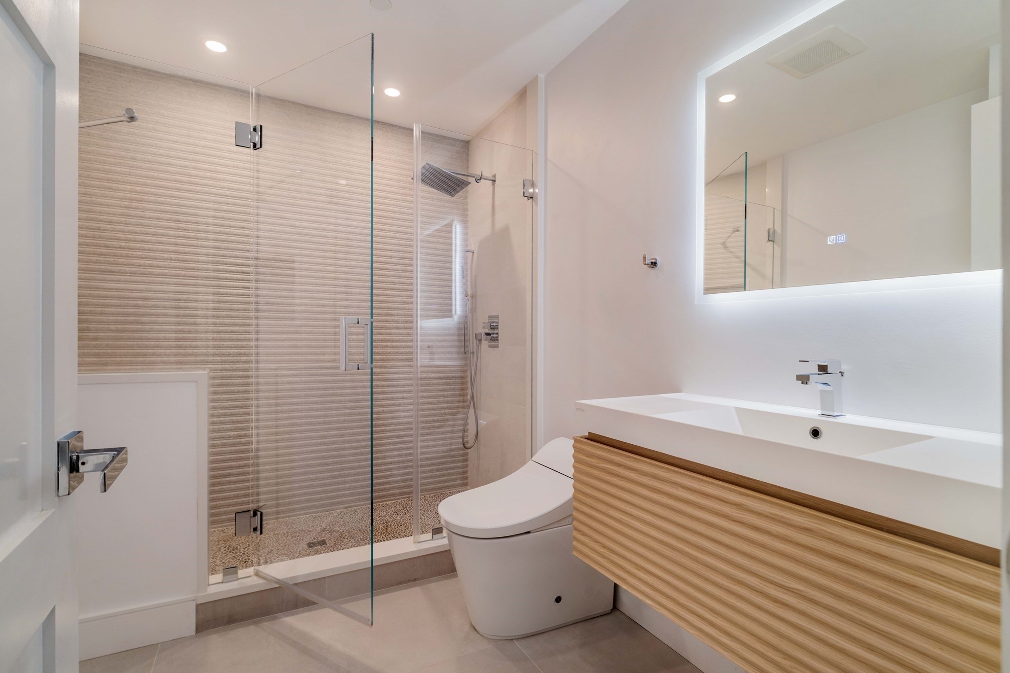 33 Sleeper Unit 409A, Seaport, Boston, MA 02210 - Image 27