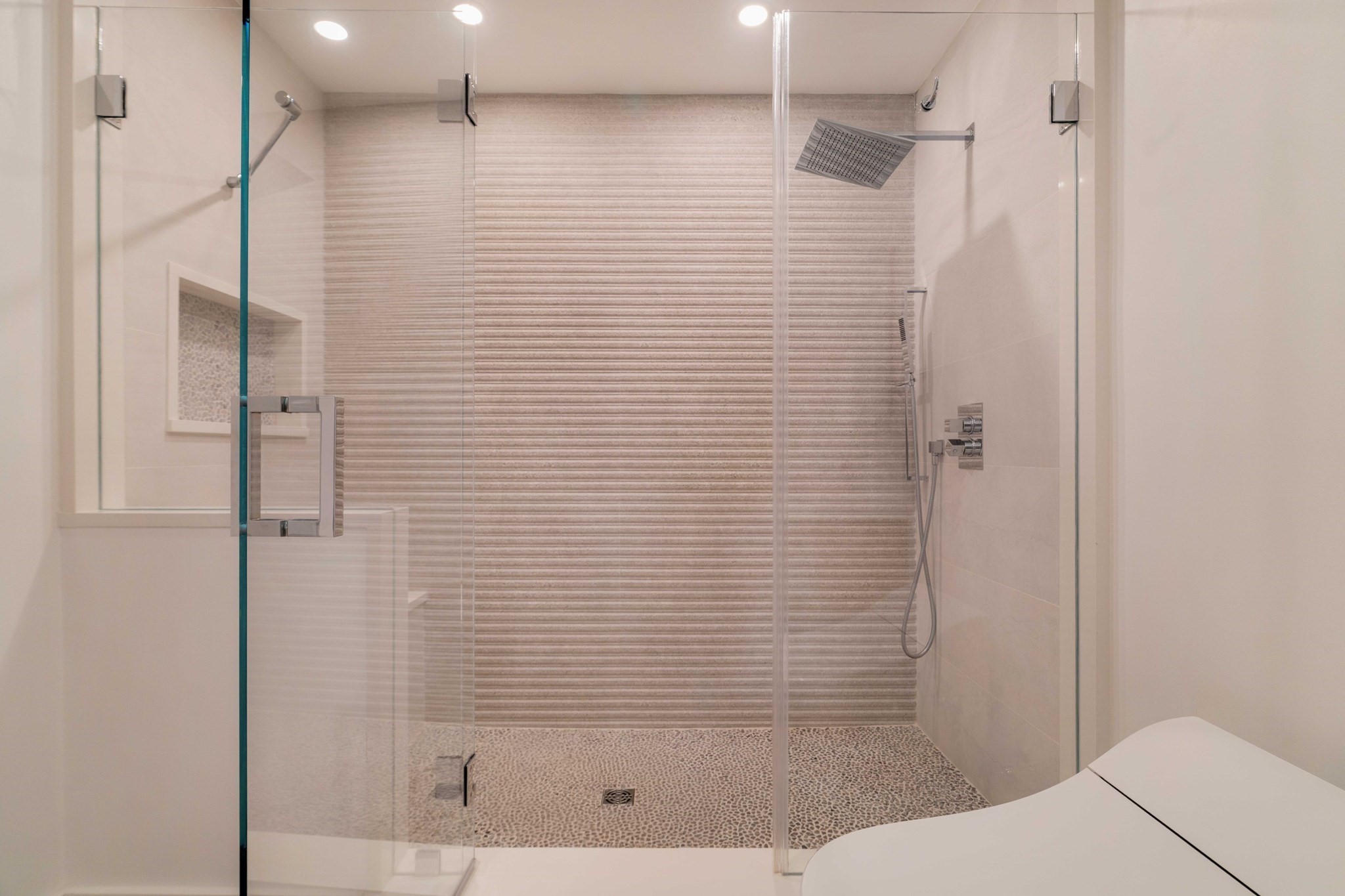 33 Sleeper Unit 409A, Seaport, Boston, MA 02210 - Image 28