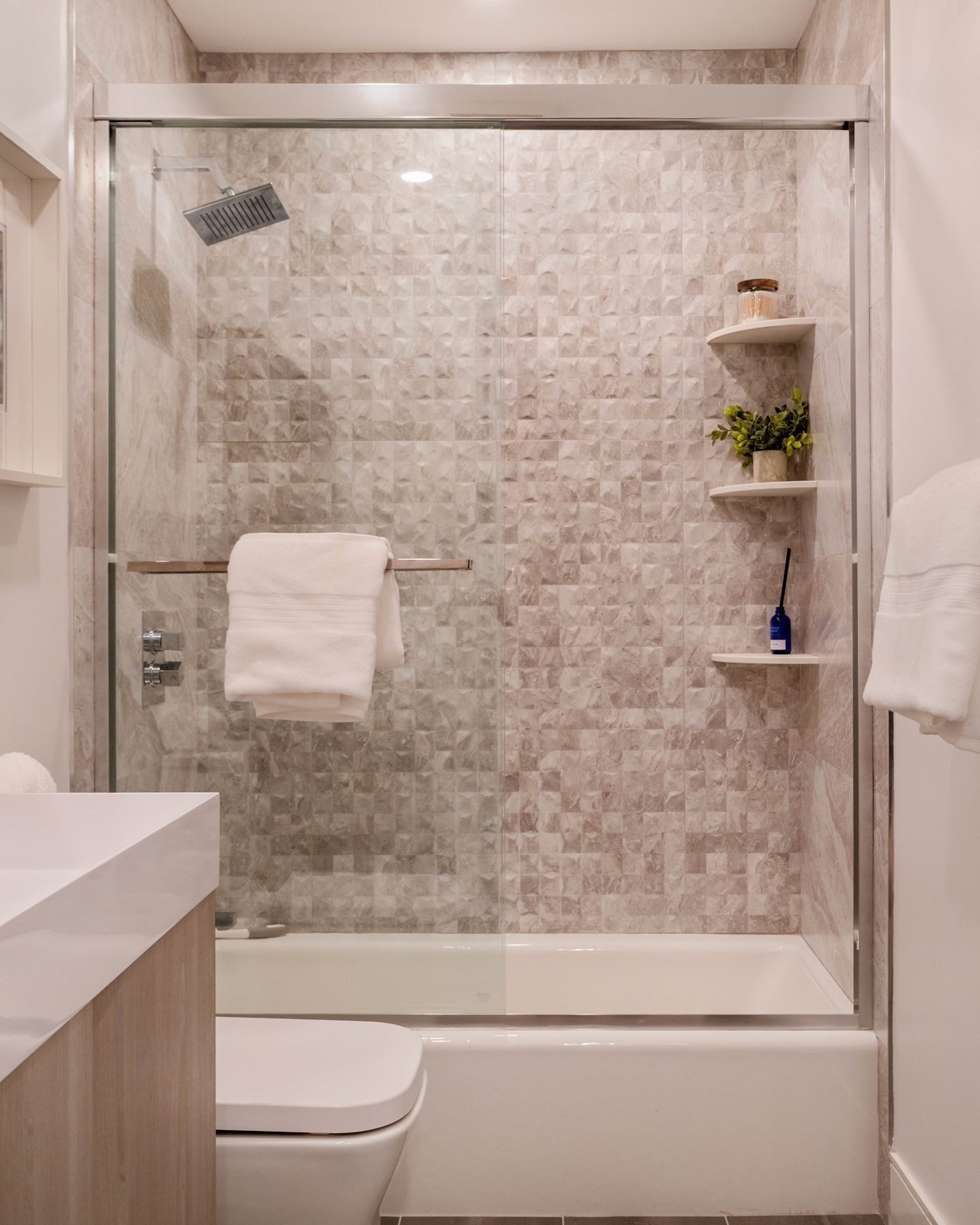 33 Sleeper Unit 409A, Seaport, Boston, MA 02210 - Image 33