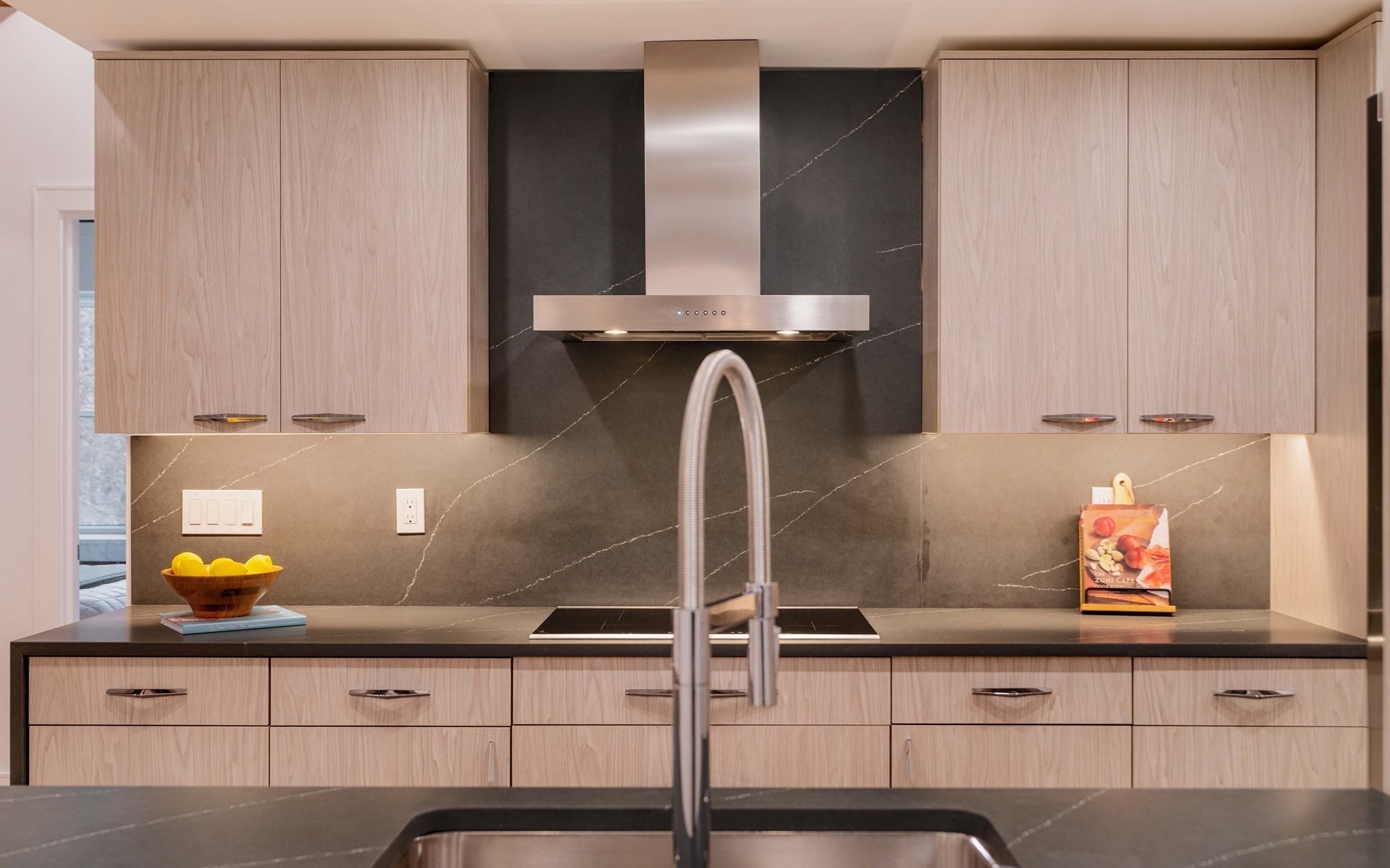 33 Sleeper Unit 409A, Seaport, Boston, MA 02210 - Image 10