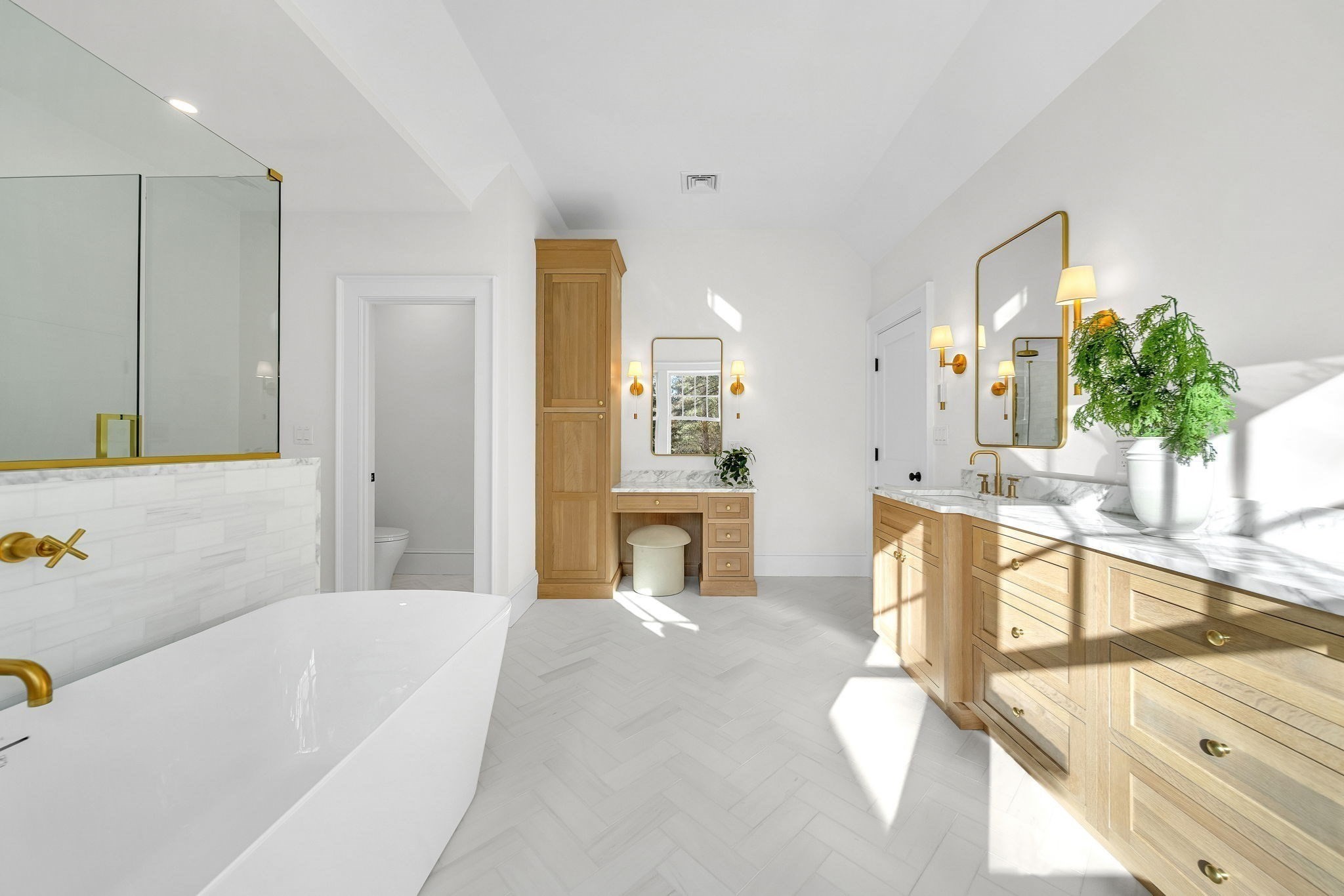 222 Grove St, Wellesley, MA 02482 - Image 24