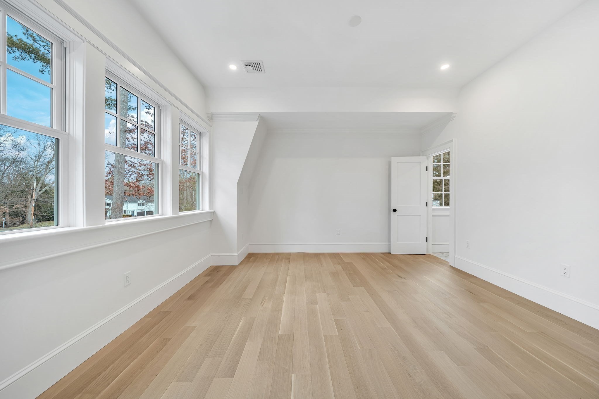 222 Grove St, Wellesley, MA 02482 - Image 27