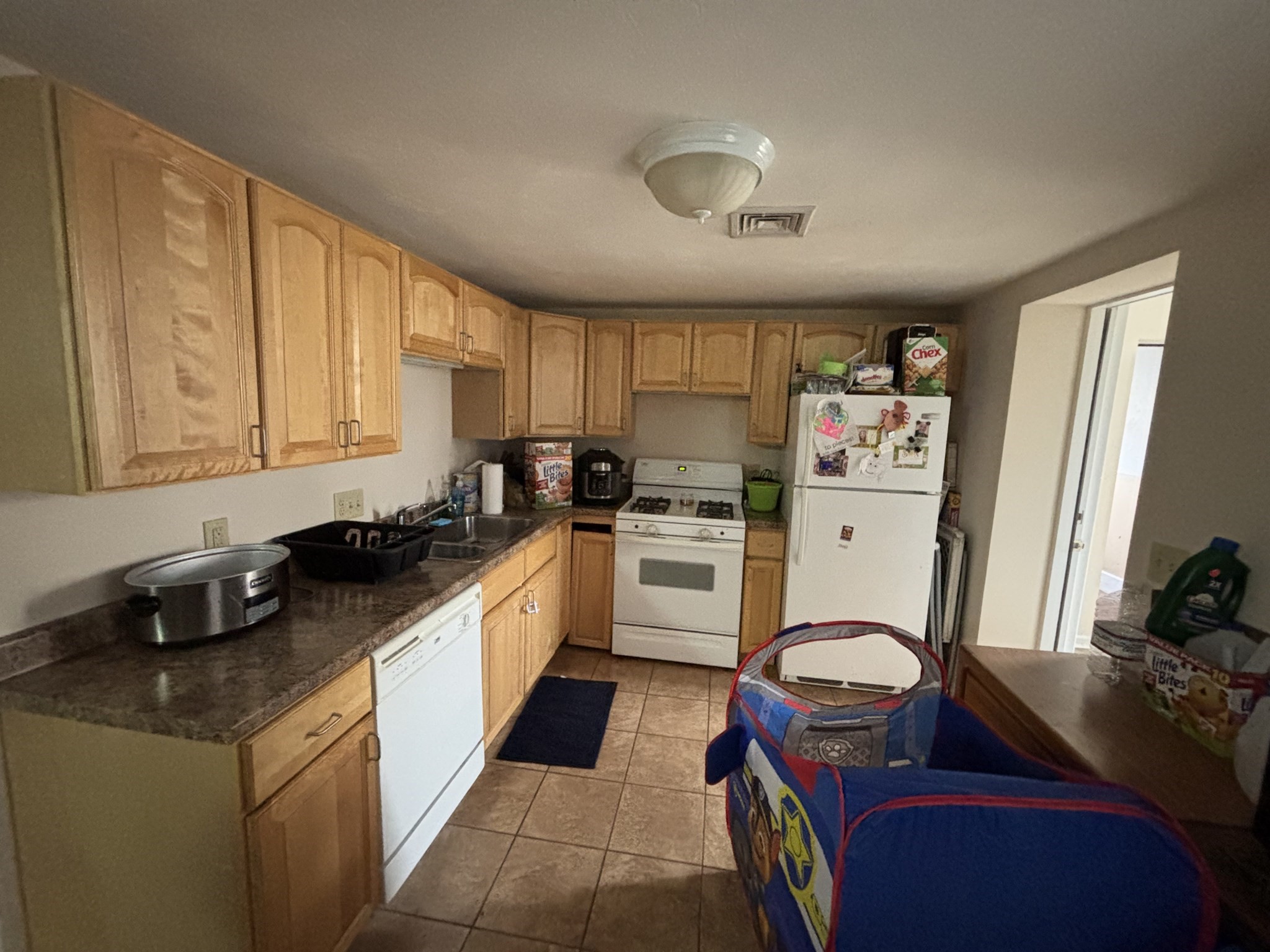 18 Hartwell St, Fitchburg, MA 01420 - Image 24