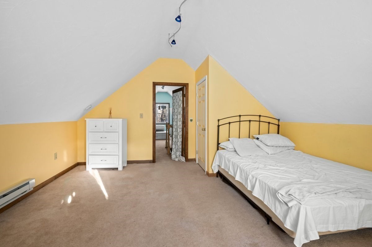 34 Scandinavia Ave, Worcester, MA 01603 - Image 21