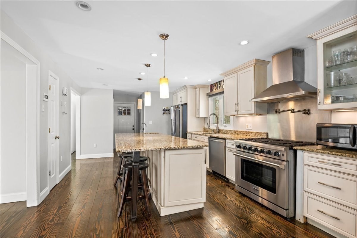 34 Scandinavia Ave, Worcester, MA 01603 - Image 8