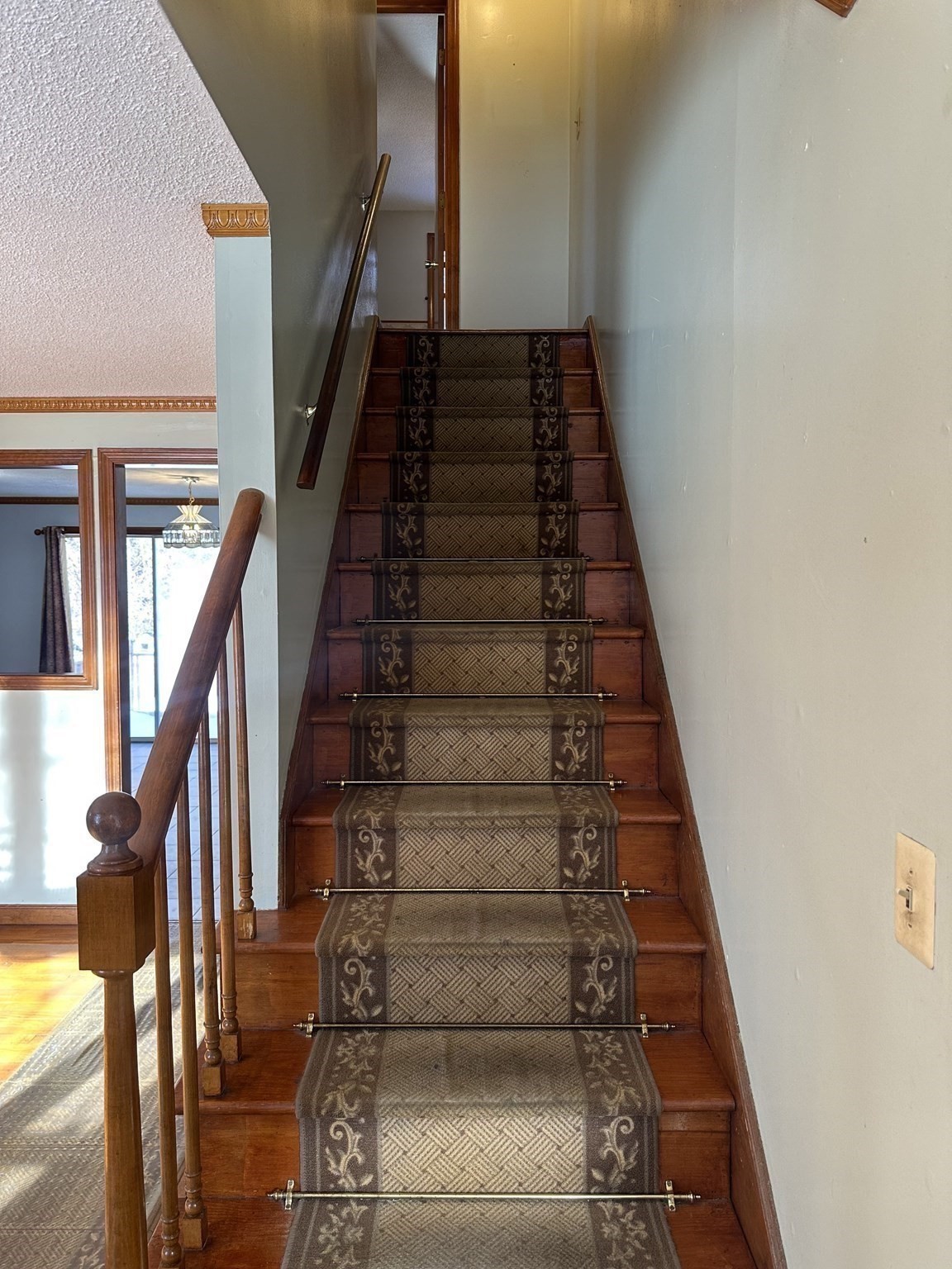 16 Blanding St, Springfield, MA 01151 - Image 9