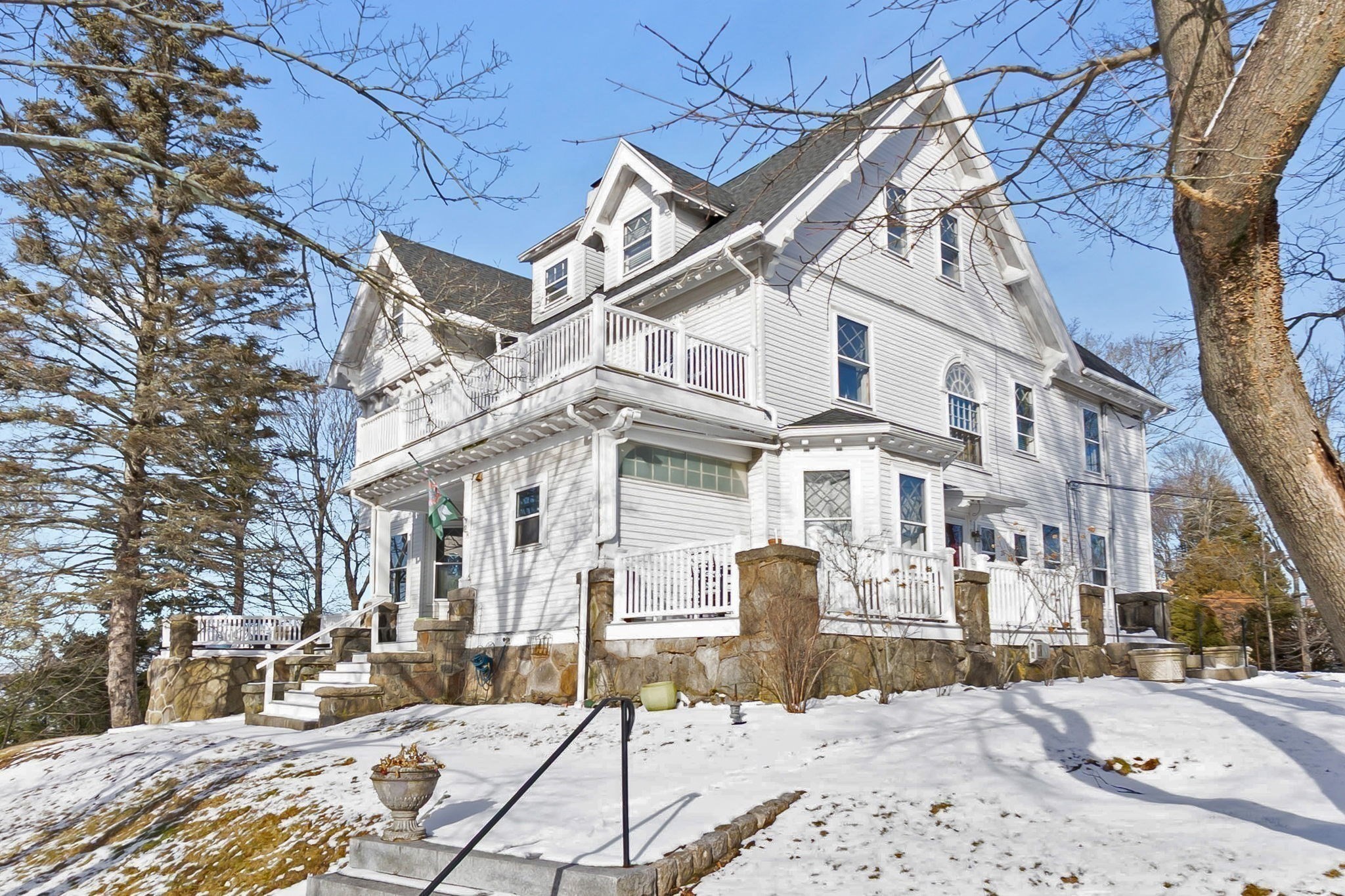 28 Columbus Ave Unit 4, Beverly, MA 01915