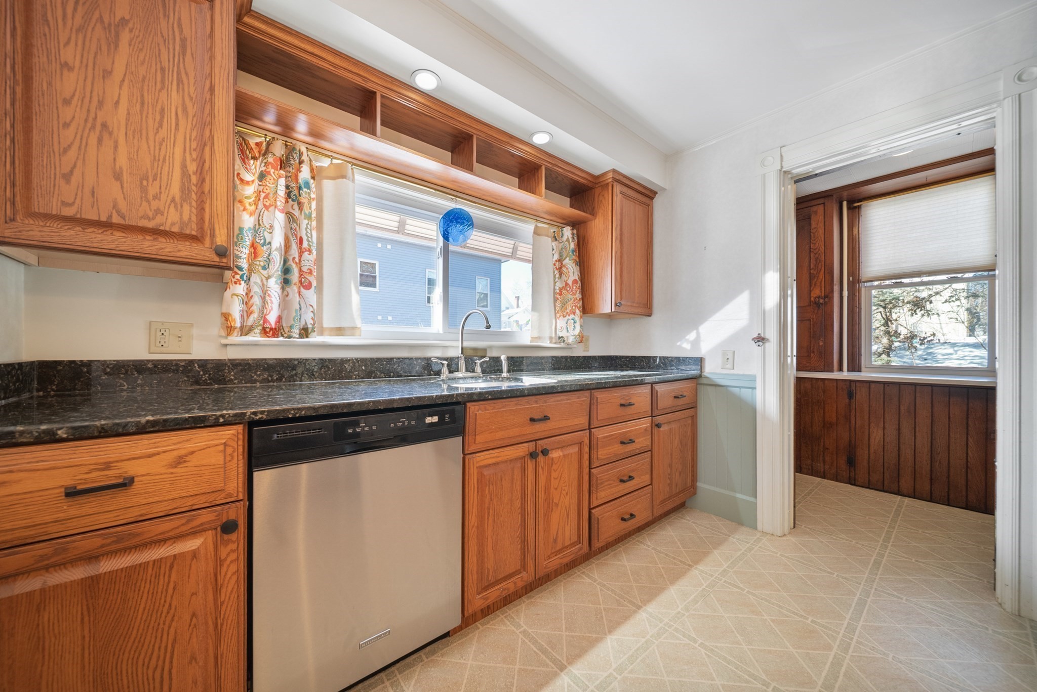 143 Summer St, Fitchburg, MA 01420 - Image 7