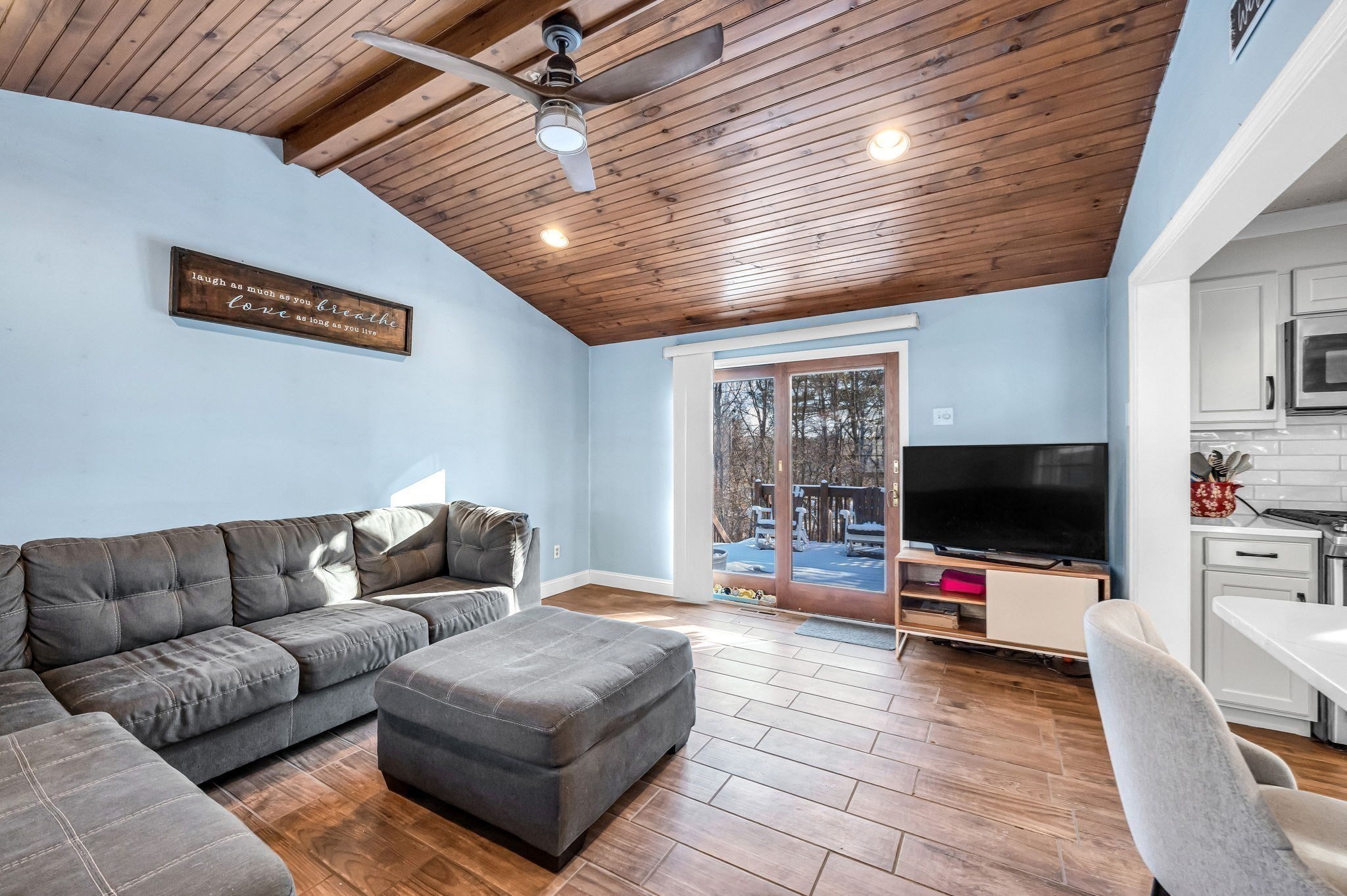 67 Hill Ter, Ludlow, MA 01056 - Image 4