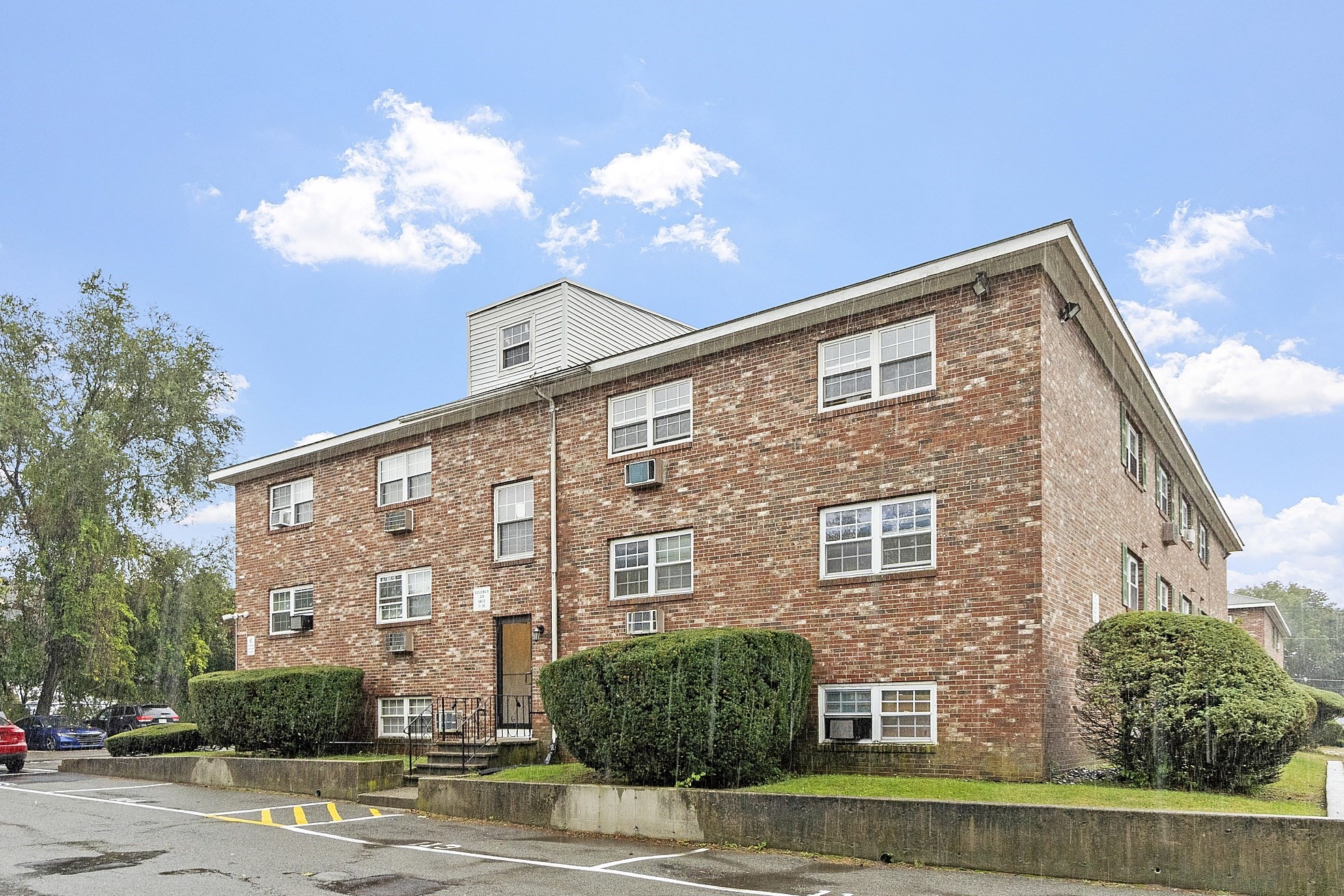 349 Hildreth Street Unit 16, Lowell, MA 01850
