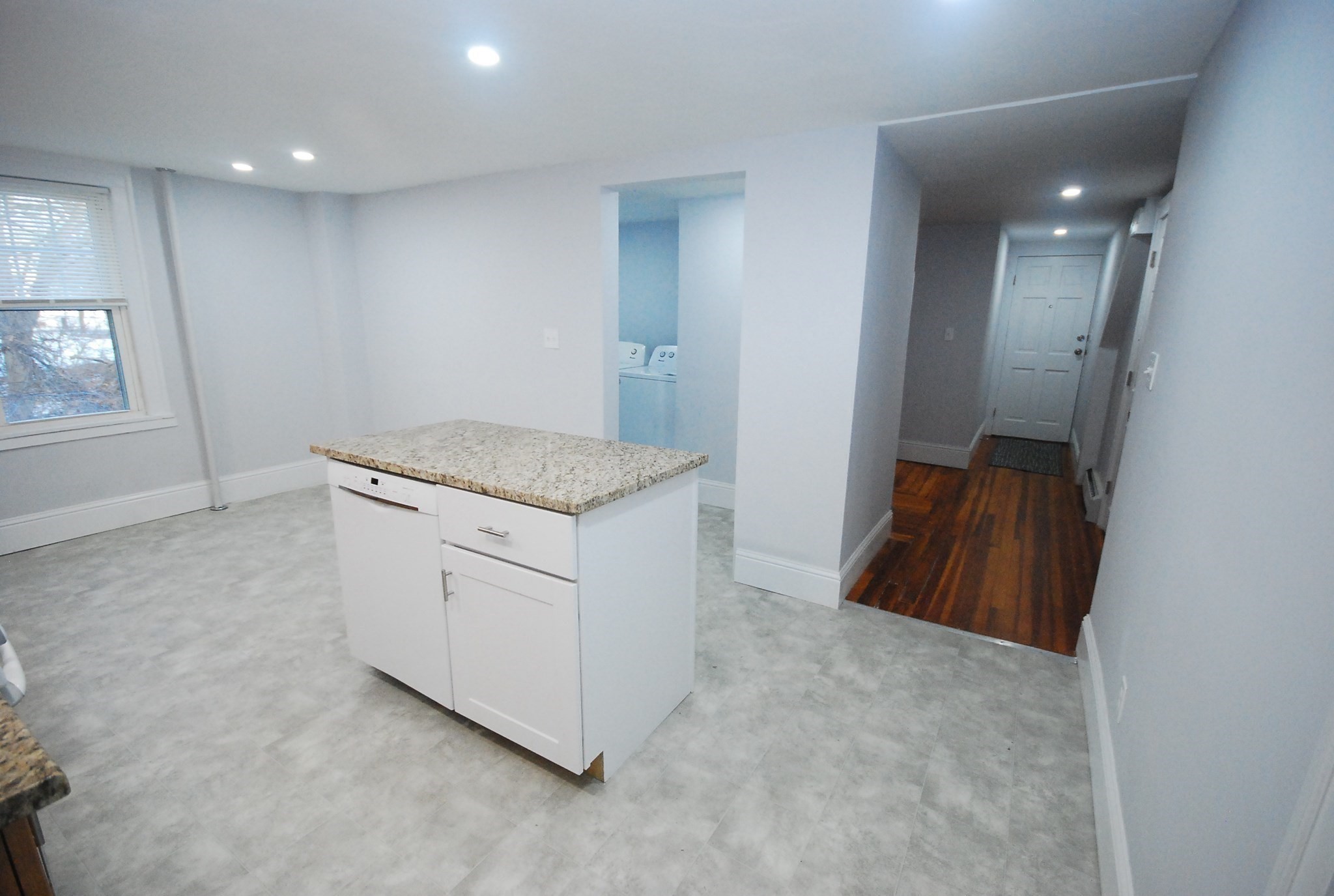 22 Eleanor Rd, Springfield, MA 01108 - Image 8