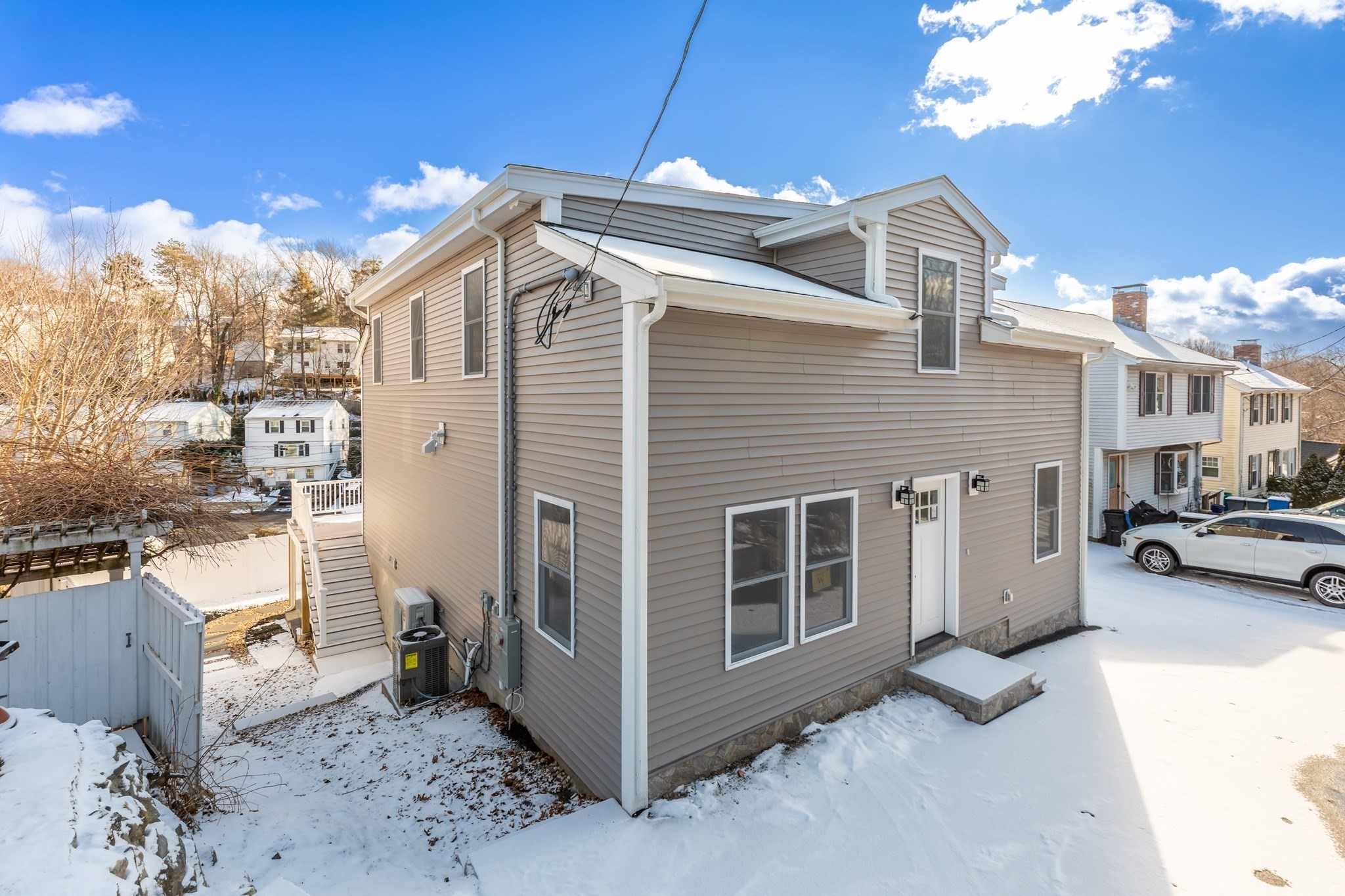 23 Hillcrest St, Waltham, MA 02451 - Image 2