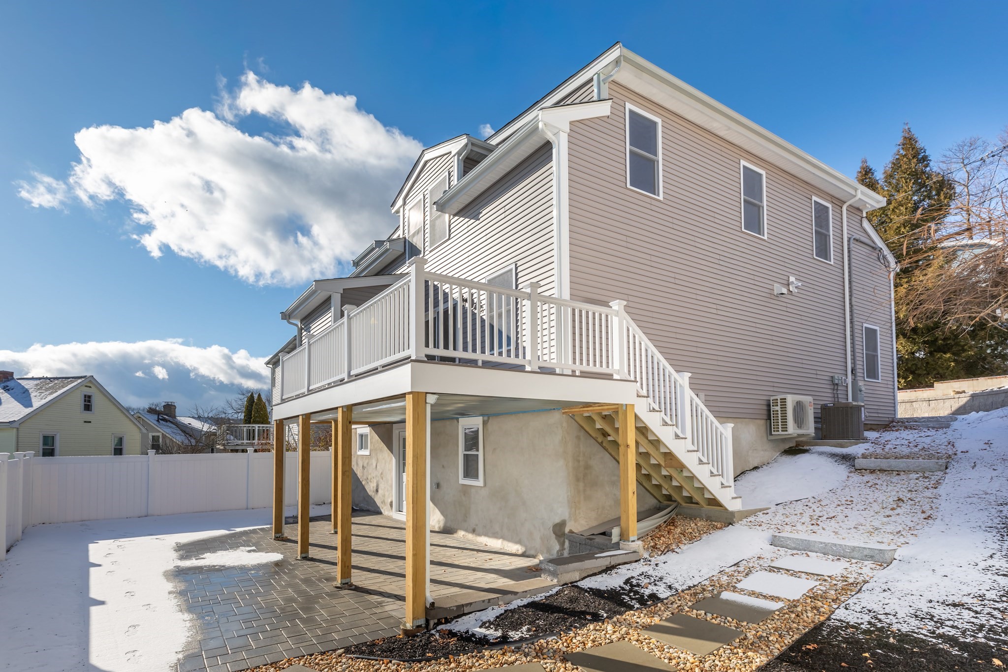 23 Hillcrest St, Waltham, MA 02451 - Image 5