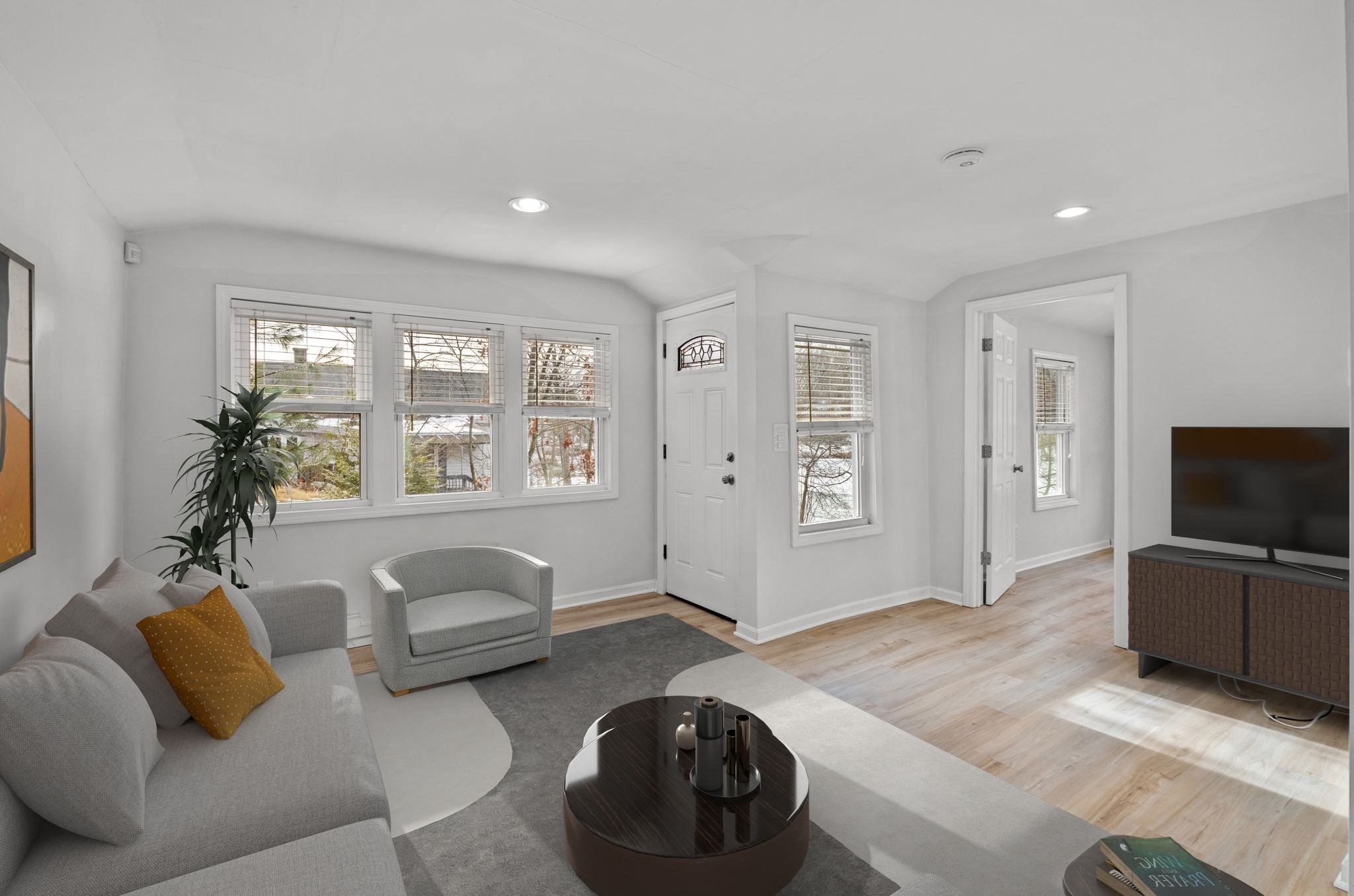 93 Sweetwater St, Saugus, MA 01906 - Image 2