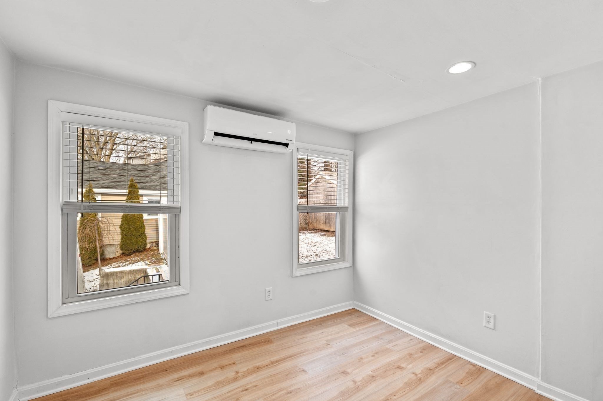 93 Sweetwater St, Saugus, MA 01906 - Image 15