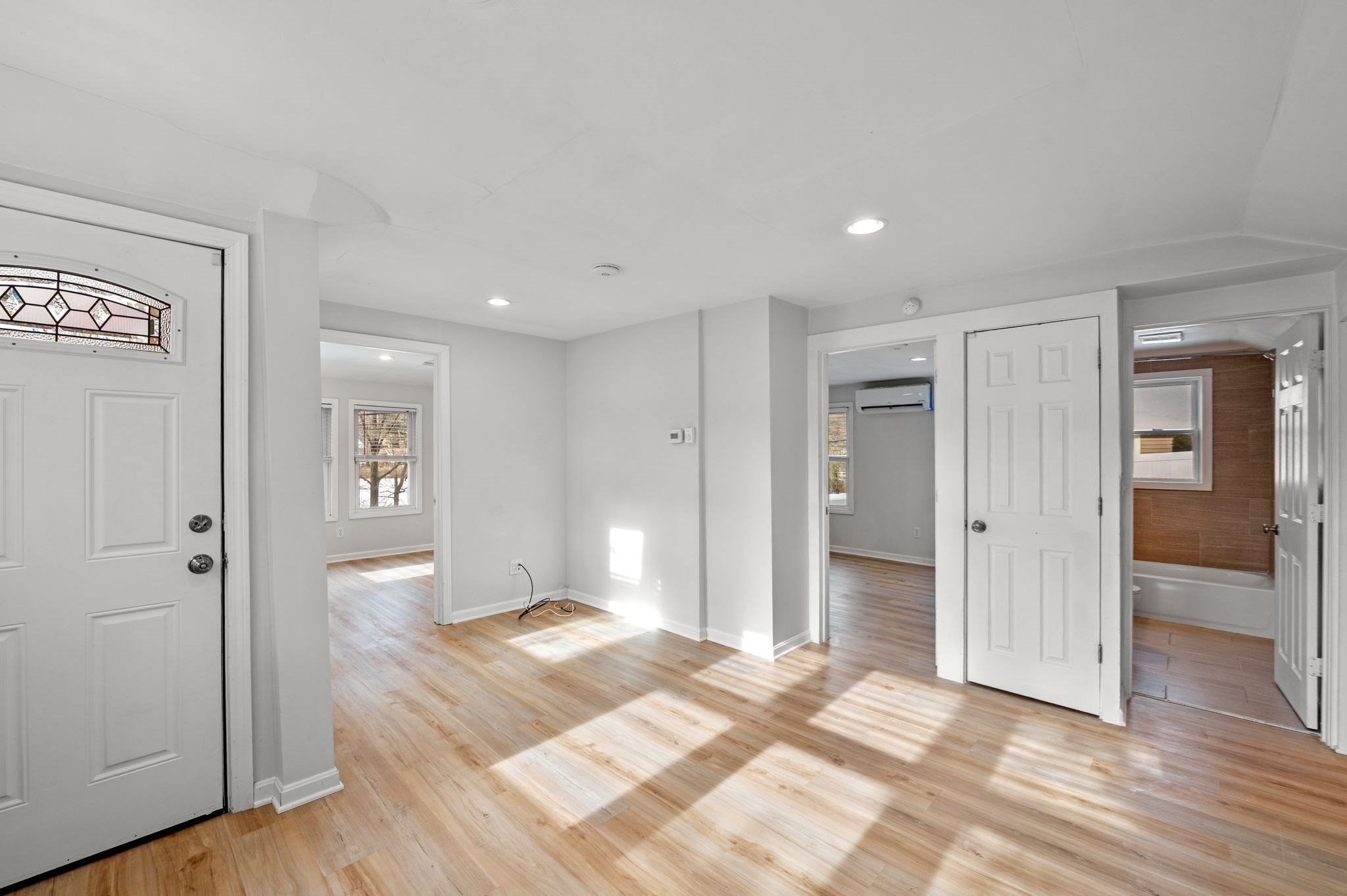 93 Sweetwater St, Saugus, MA 01906 - Image 3