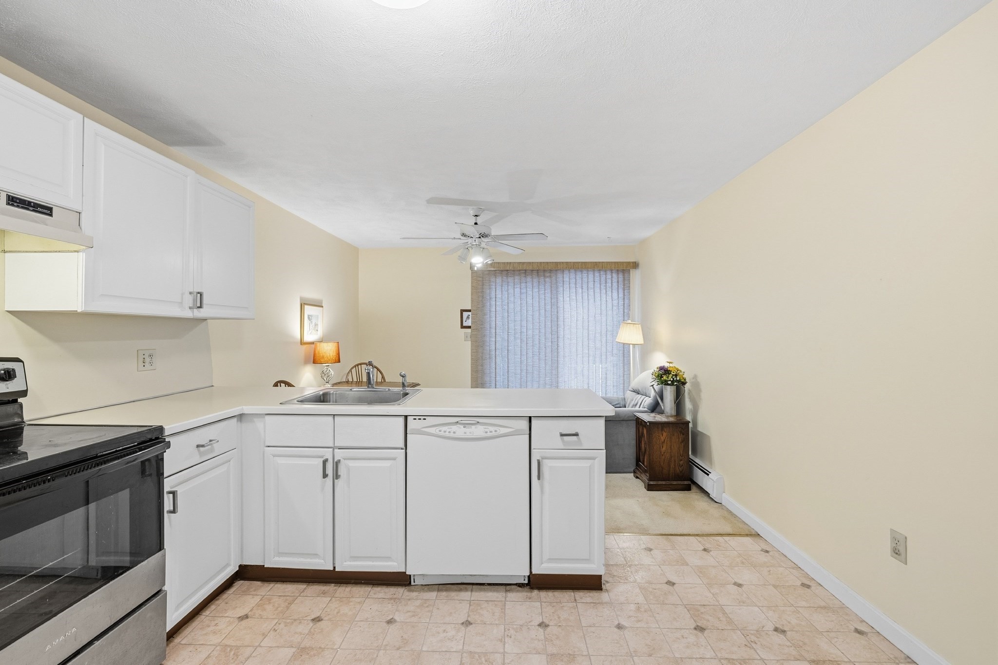 230 Main Street Unit 4, Woburn, MA 01801 - Image 15