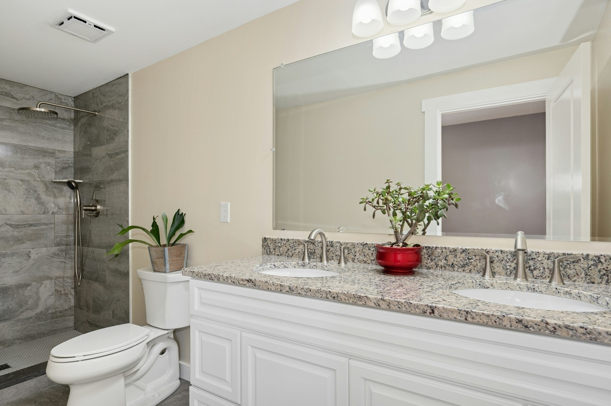 95 S Main St, North Brookfield, MA 01535 - Image 23