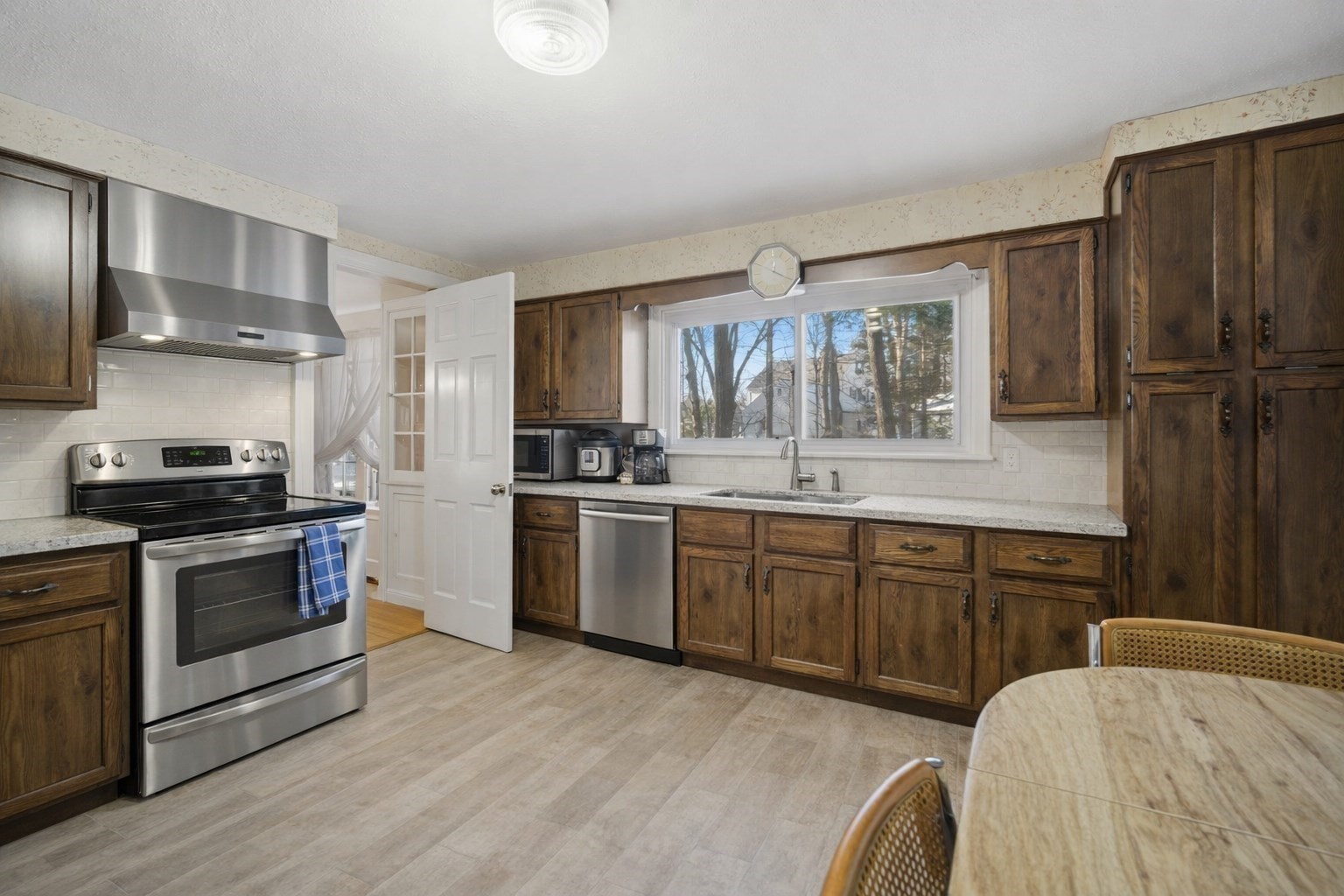 46 Puritan Cir, Springfield, MA 01119 - Image 26