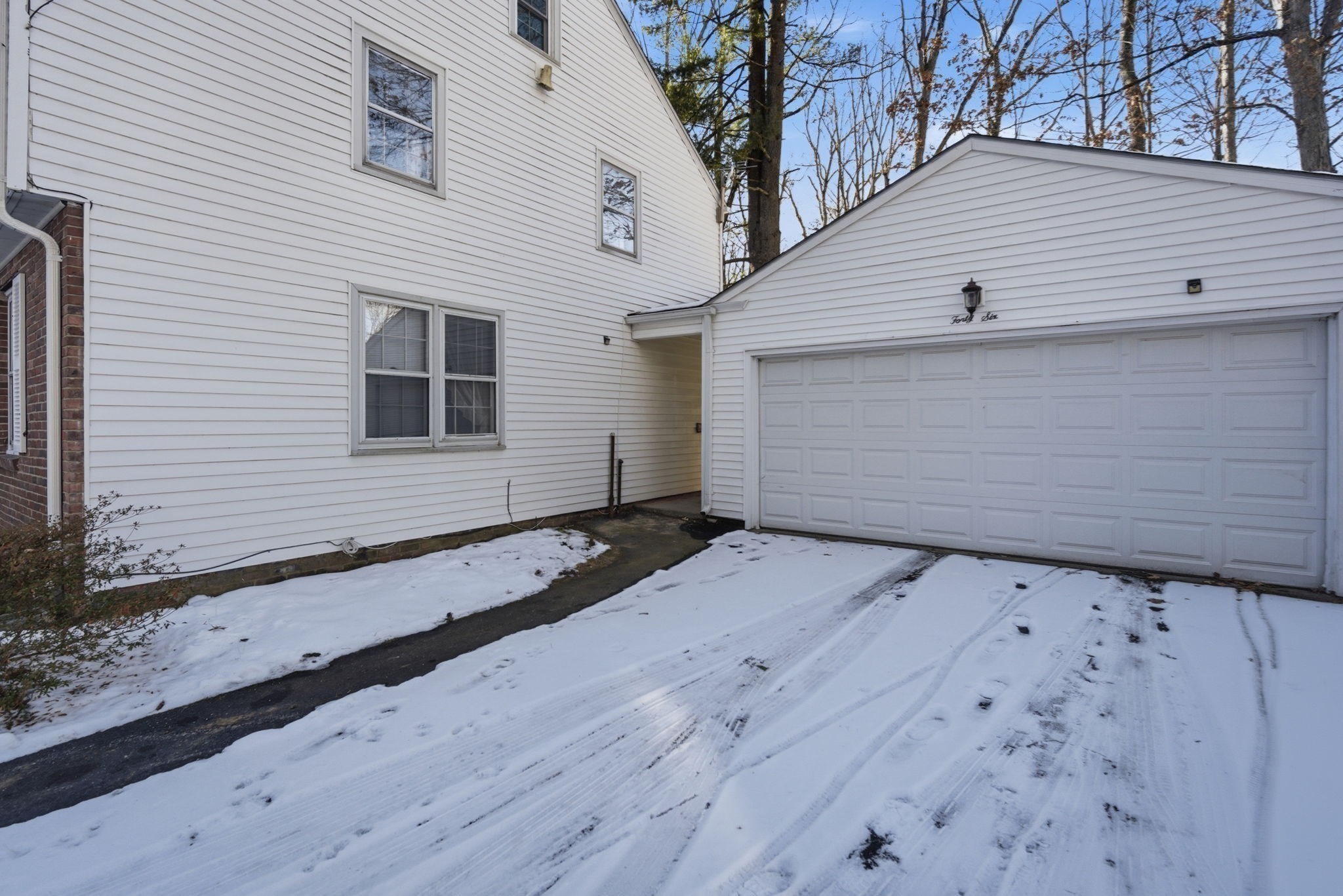 46 Puritan Cir, Springfield, MA 01119 - Image 5