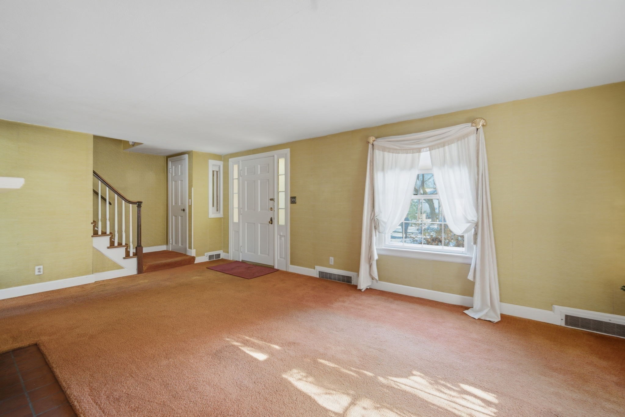 46 Puritan Cir, Springfield, MA 01119 - Image 6