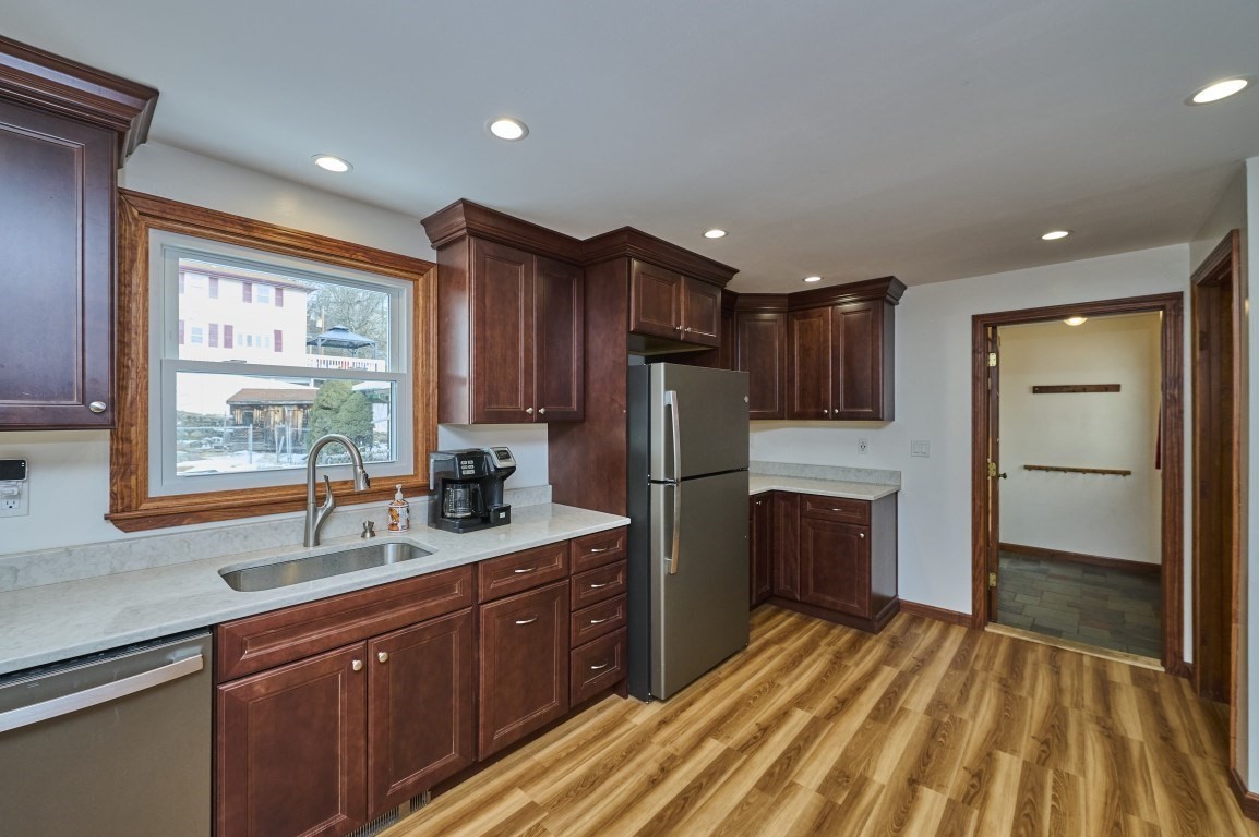 31 Walton St, Waltham, MA 02451 - Image 14