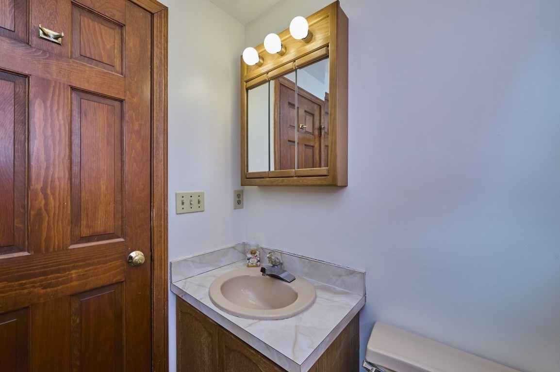 31 Walton St, Waltham, MA 02451 - Image 26