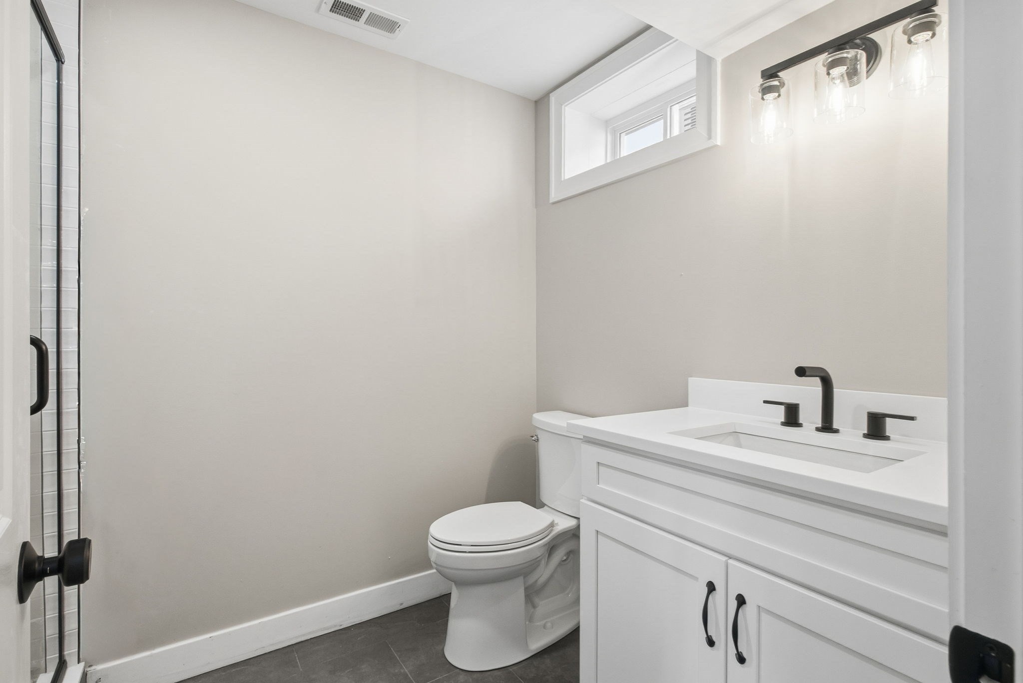 28 Arlington St, Woburn, MA 01801 - Image 32