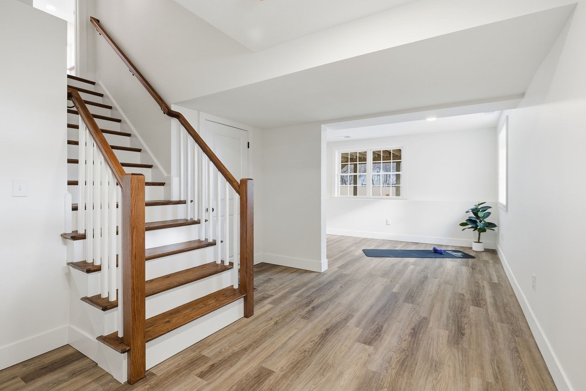 28 Arlington St, Woburn, MA 01801 - Image 33