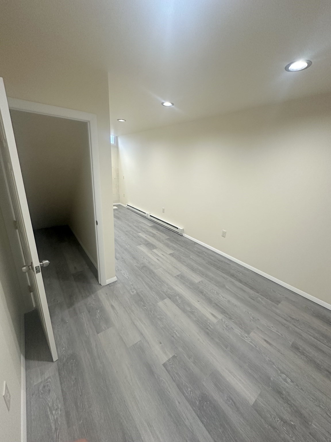 126 Day St, West Springfield, MA 01085 - Image 9