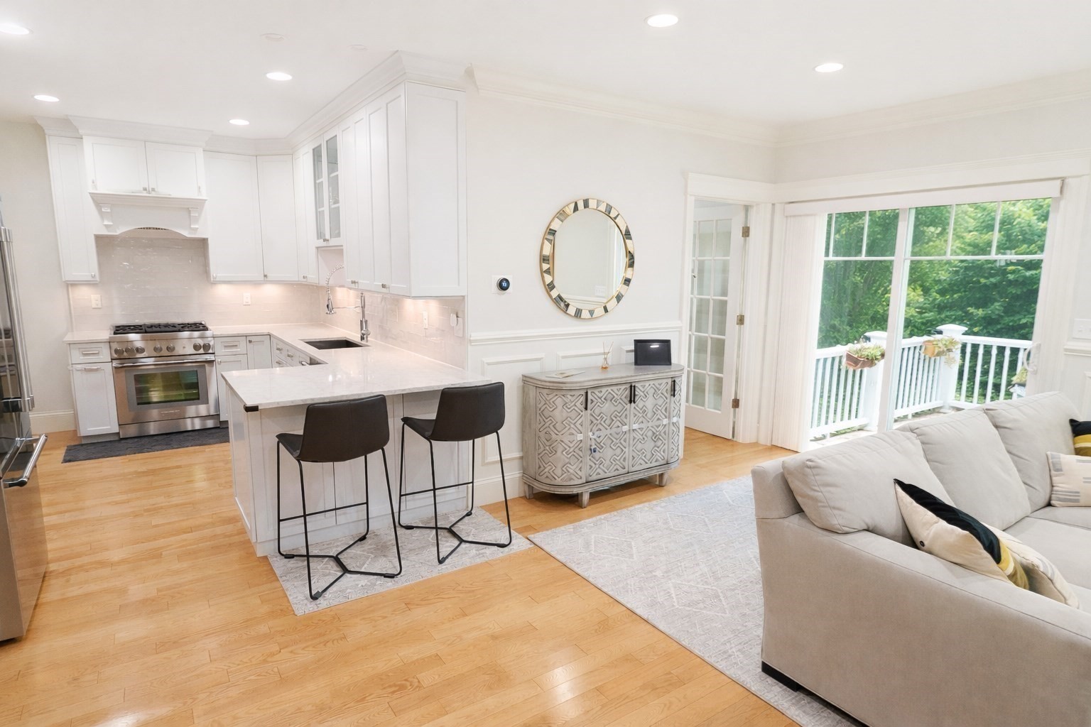 28 Circuit Ave Unit 30, Newton, MA 02461 - Image 2