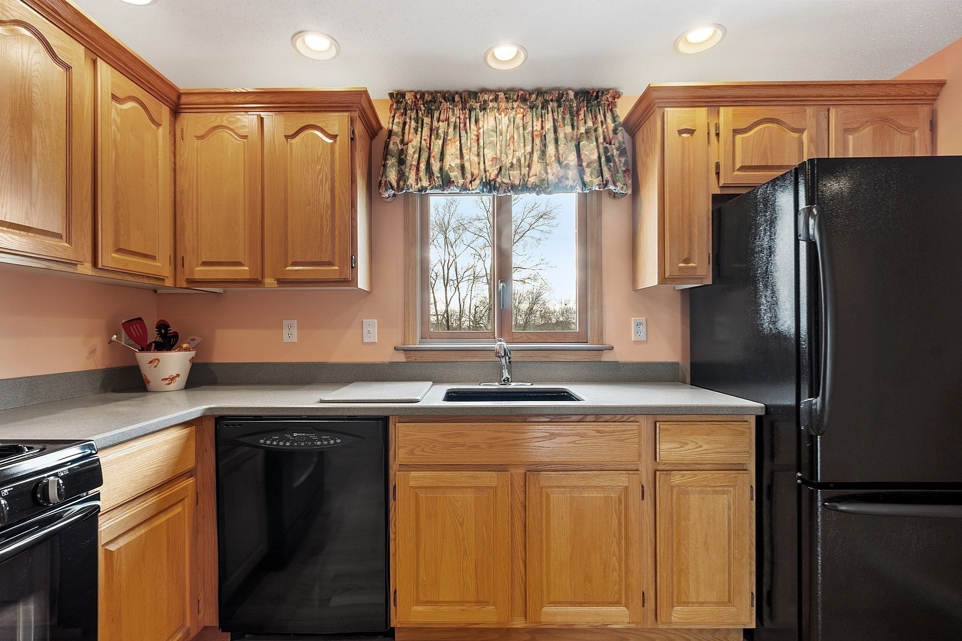 23 Blackberry Fields Road, Dracut, MA 01826 - Image 6