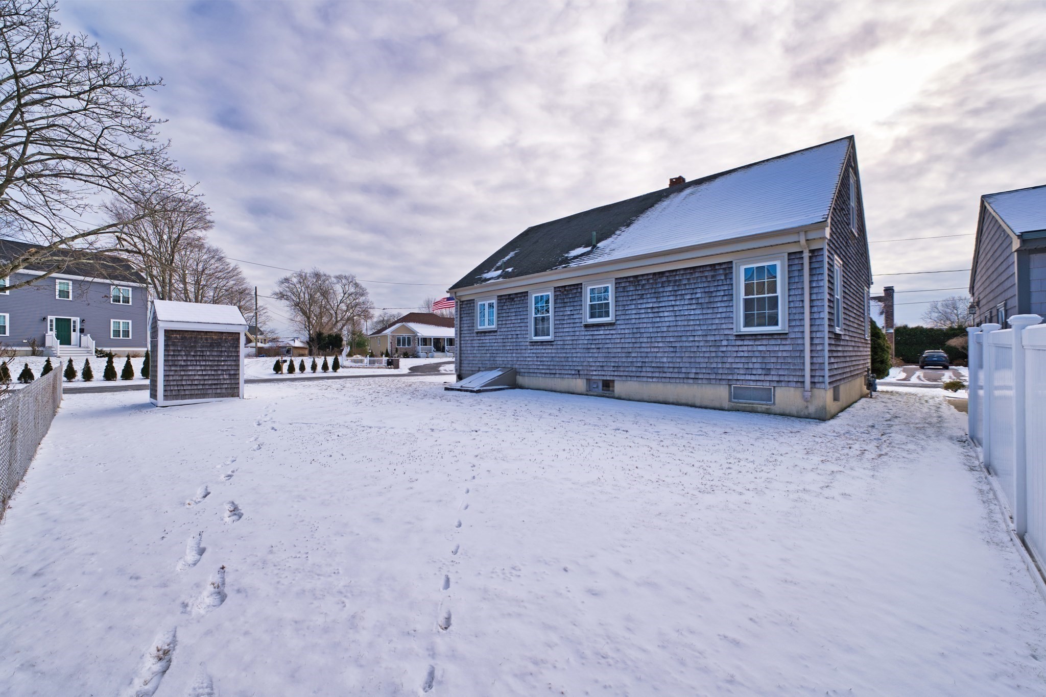 303 Cummington St, New Bedford, MA 02745 - Image 25