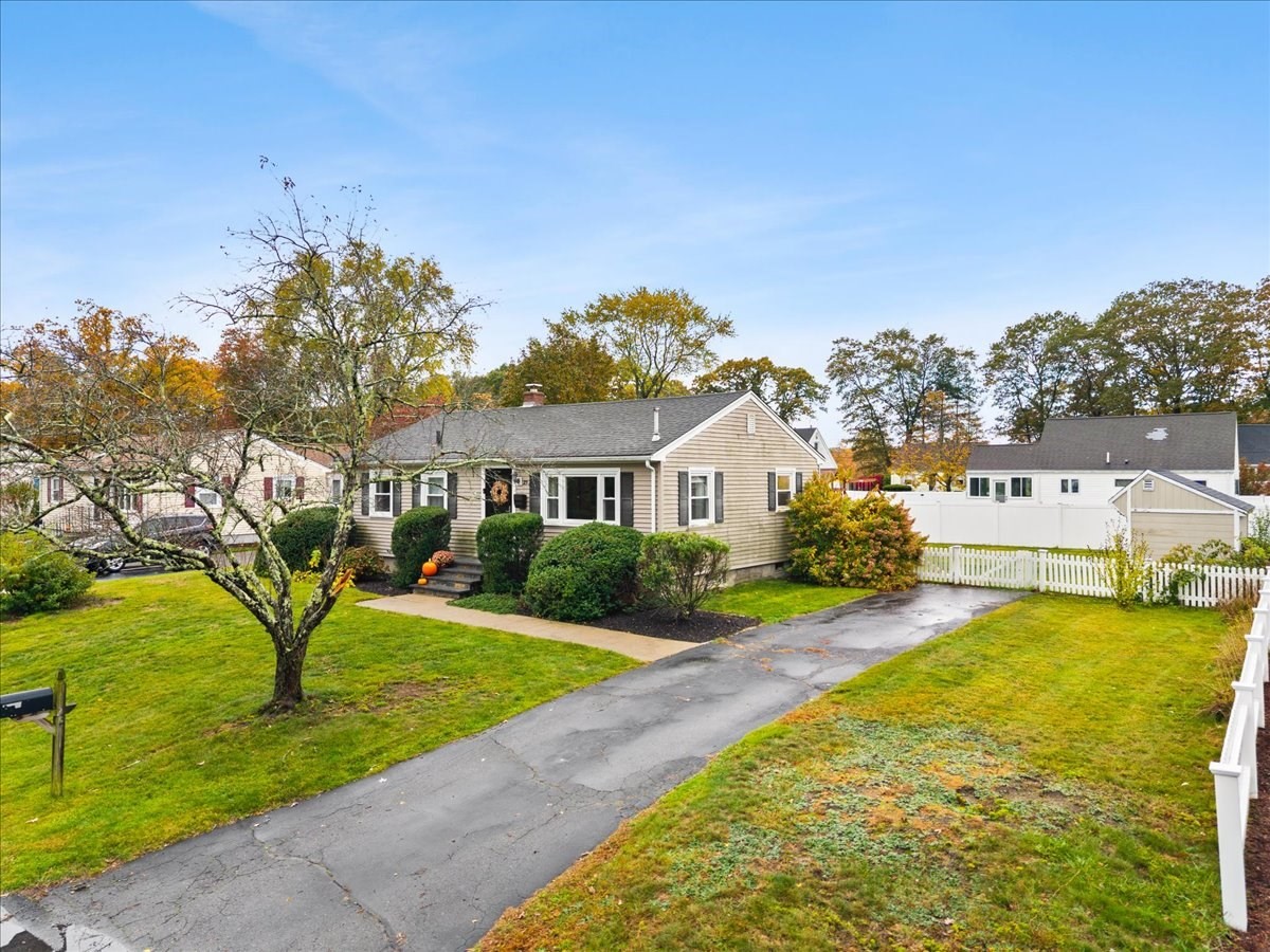 23 Sunset Ave, North Attleboro, MA 02760 - Image 2