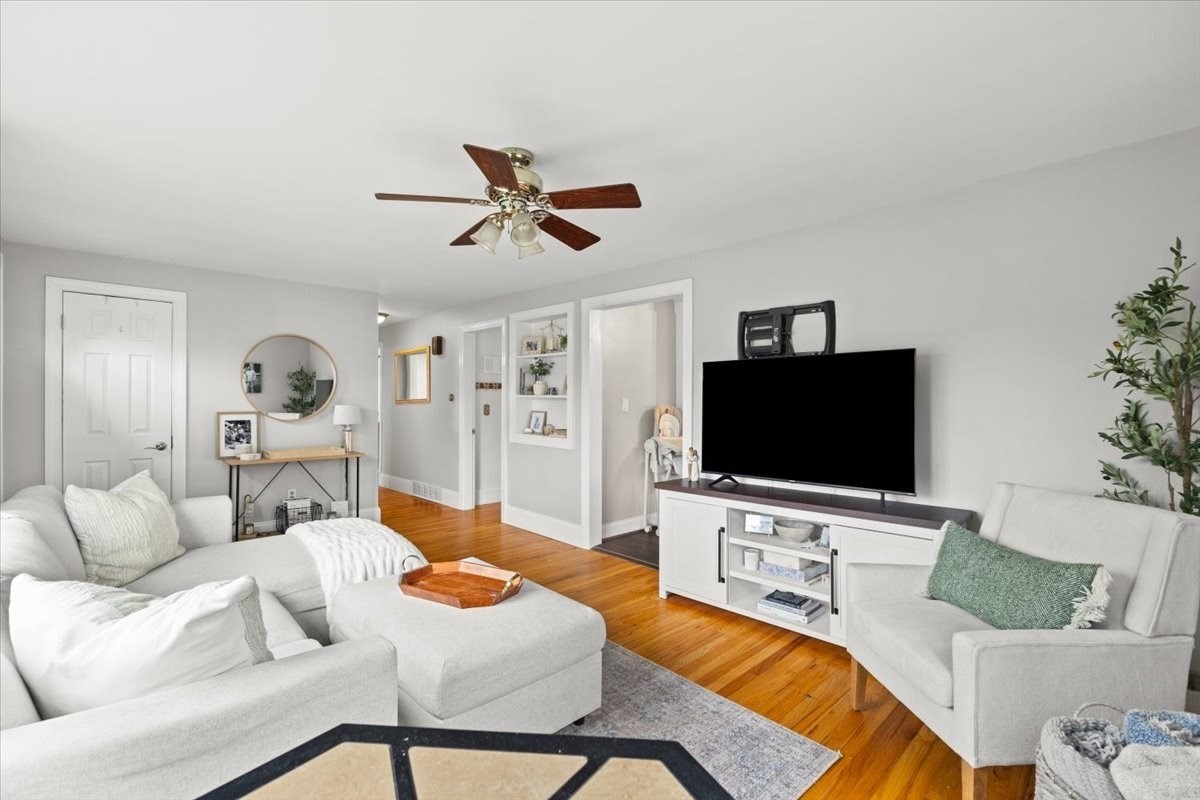 23 Sunset Ave, North Attleboro, MA 02760 - Image 3