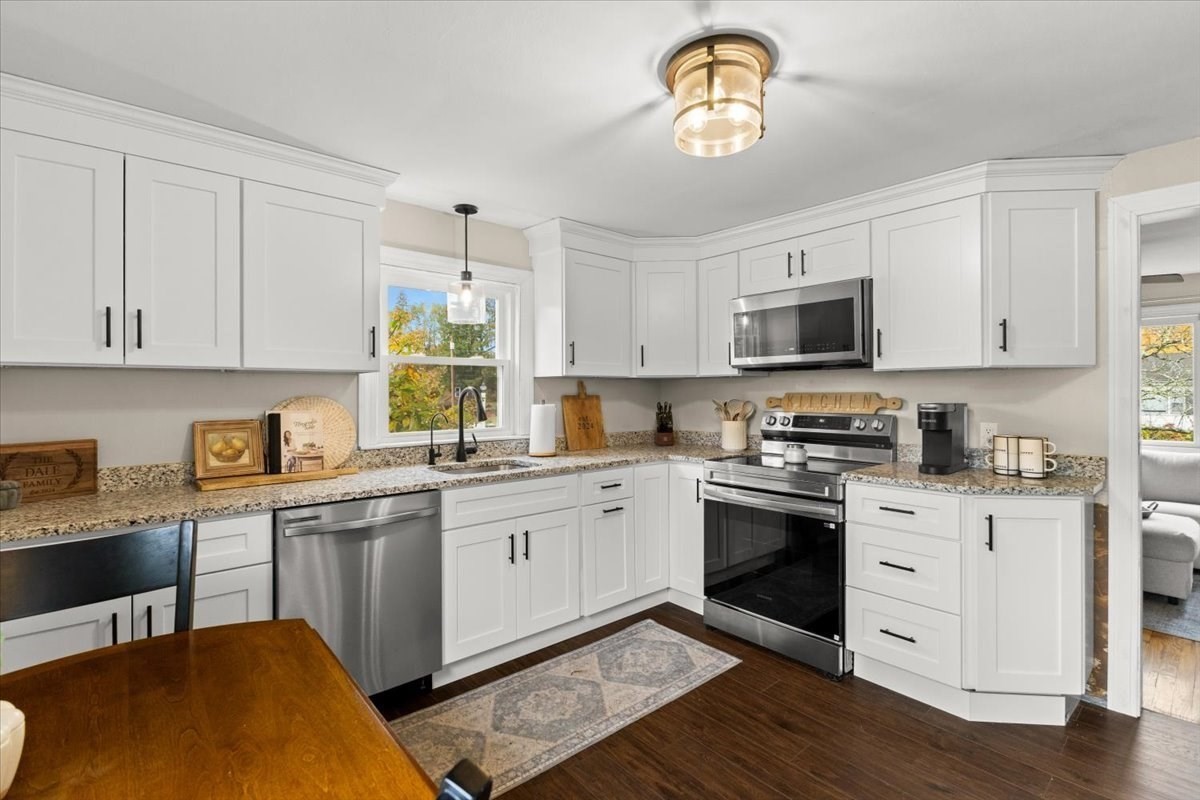 23 Sunset Ave, North Attleboro, MA 02760 - Image 6